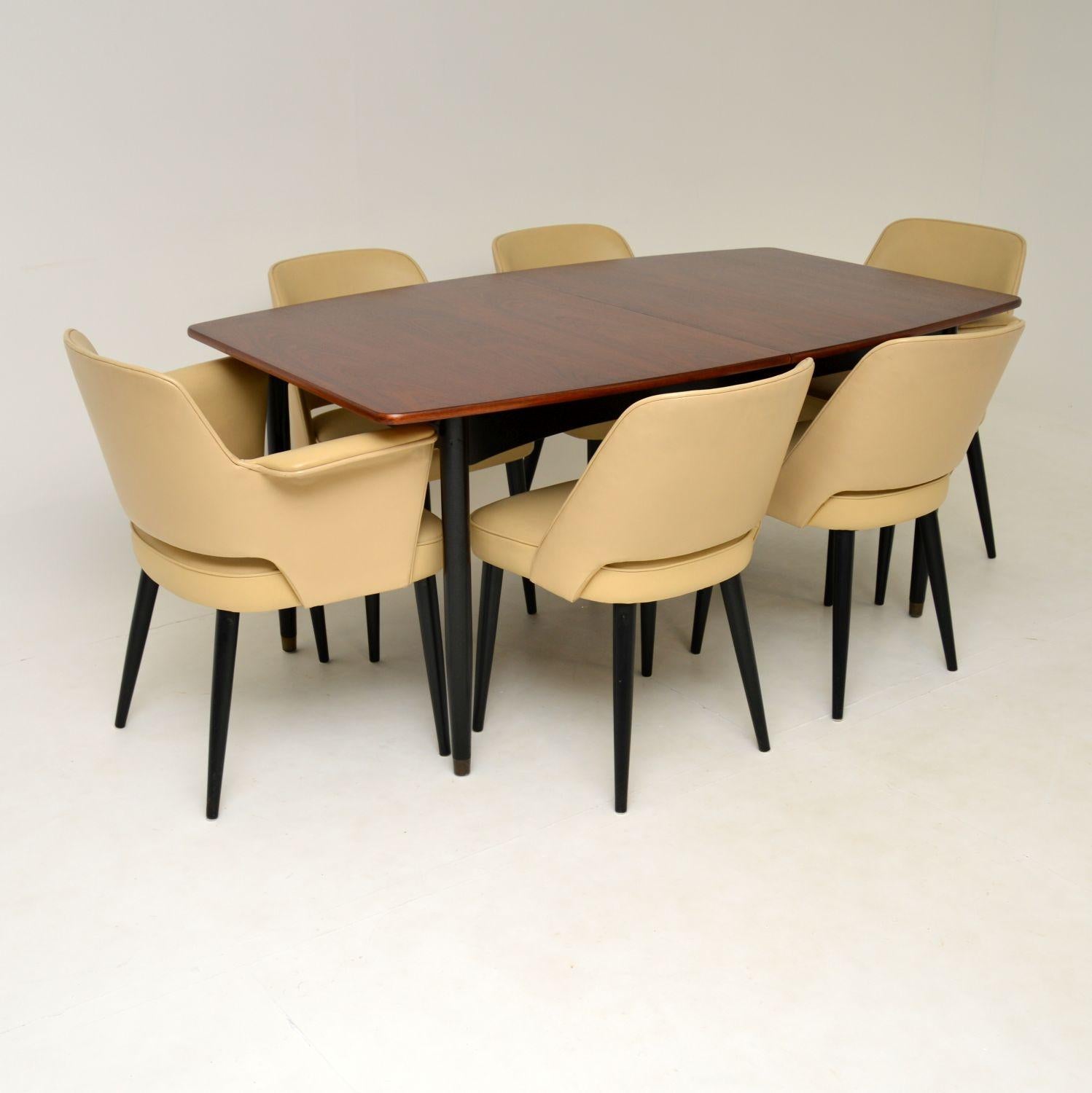 Robin Day for Hille Stamford Dining Suite in Leather & Wood 3