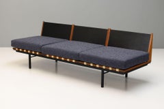 Sofá "Form" Robin Day