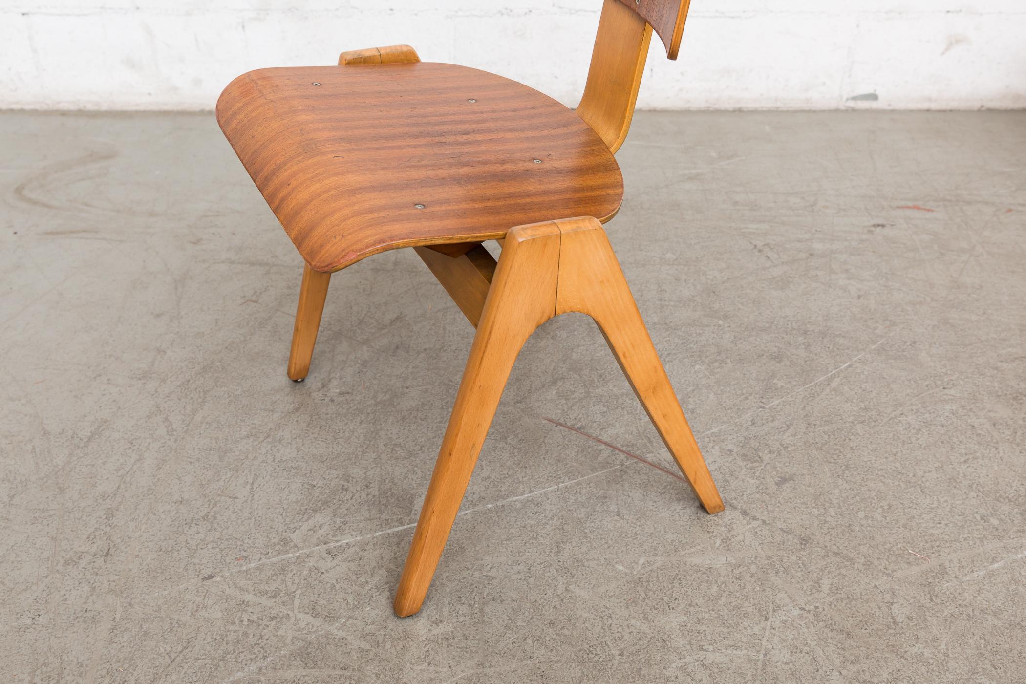 Robin Day Hille 'Hillestak' Stacking Chairs 4