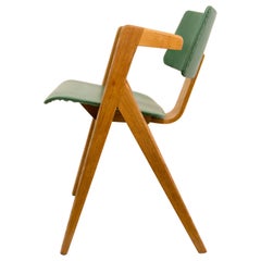Robin Day Hillestack Armchair in Oak and Green Vinyl, from the 1950s