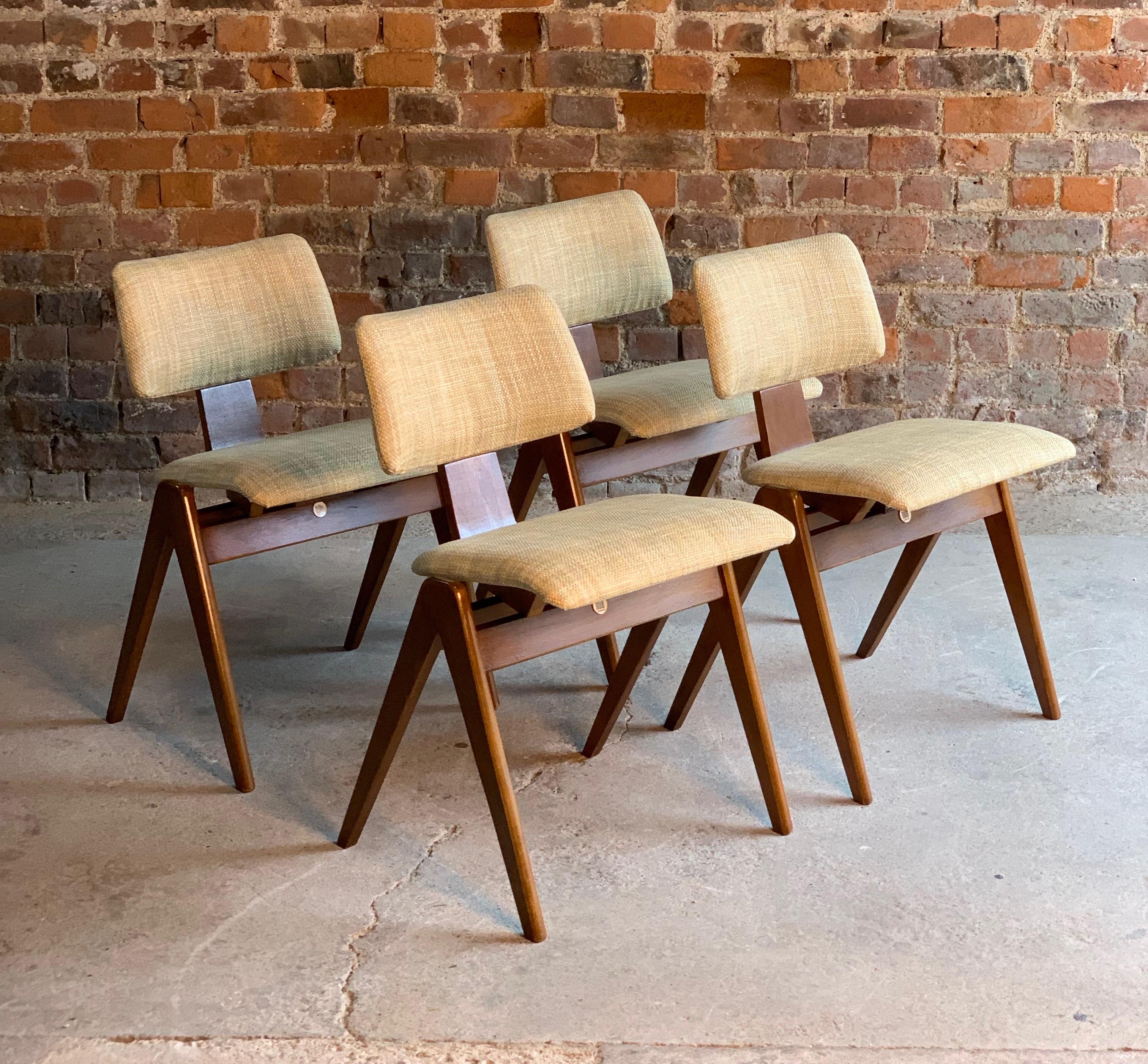 Beech Robin Day Hillestak Dining Table & Chairs by Hille Midcentury Design, circa 1950