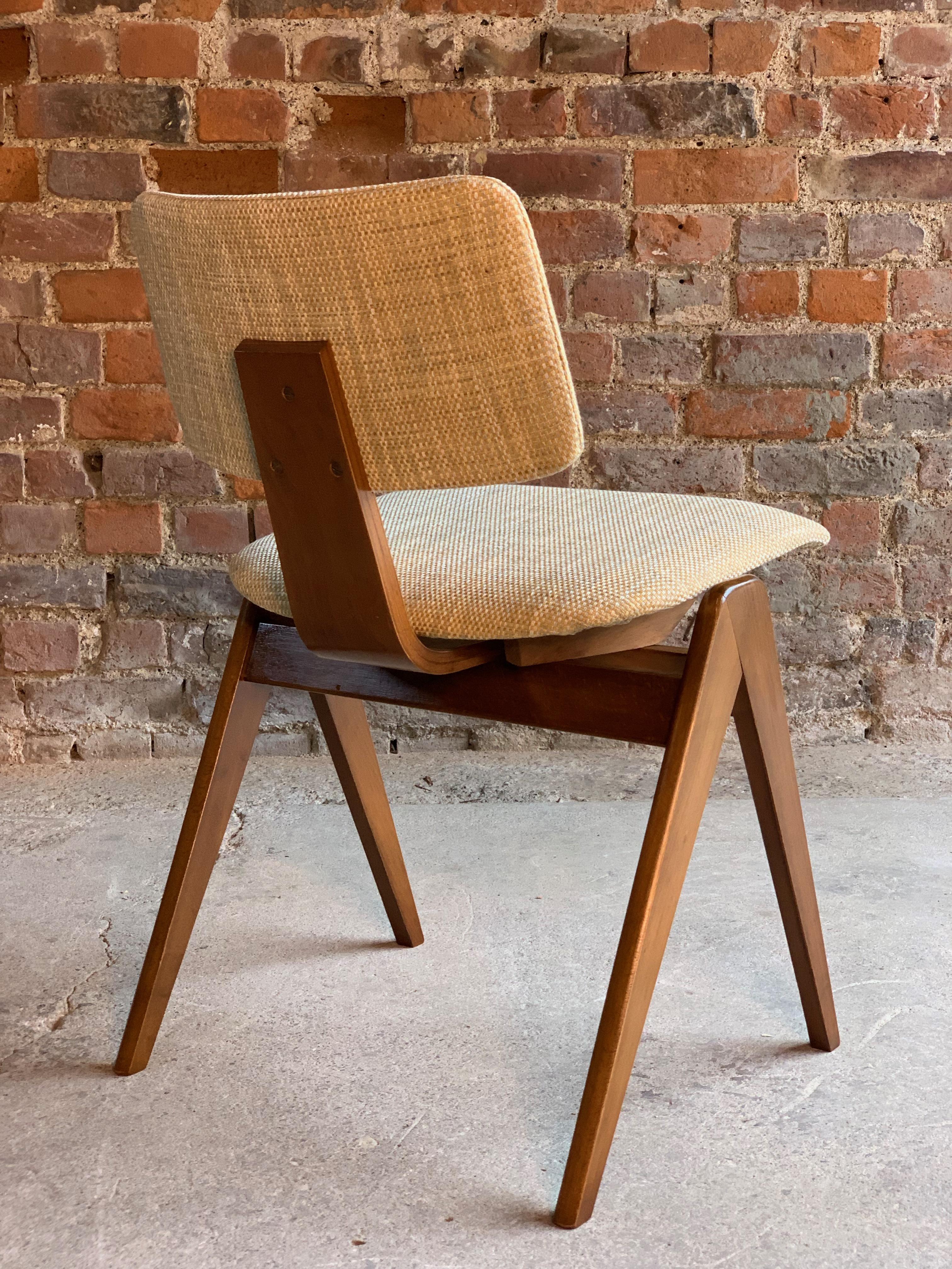 Robin Day Hillestak Dining Table & Chairs by Hille Midcentury Design, circa 1950 1