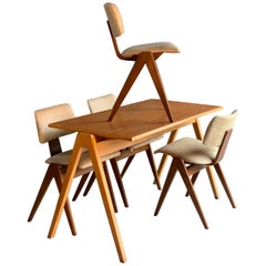 Robin Day Hillestak Dining Table & Chairs by Hille Midcentury Design, circa 1950