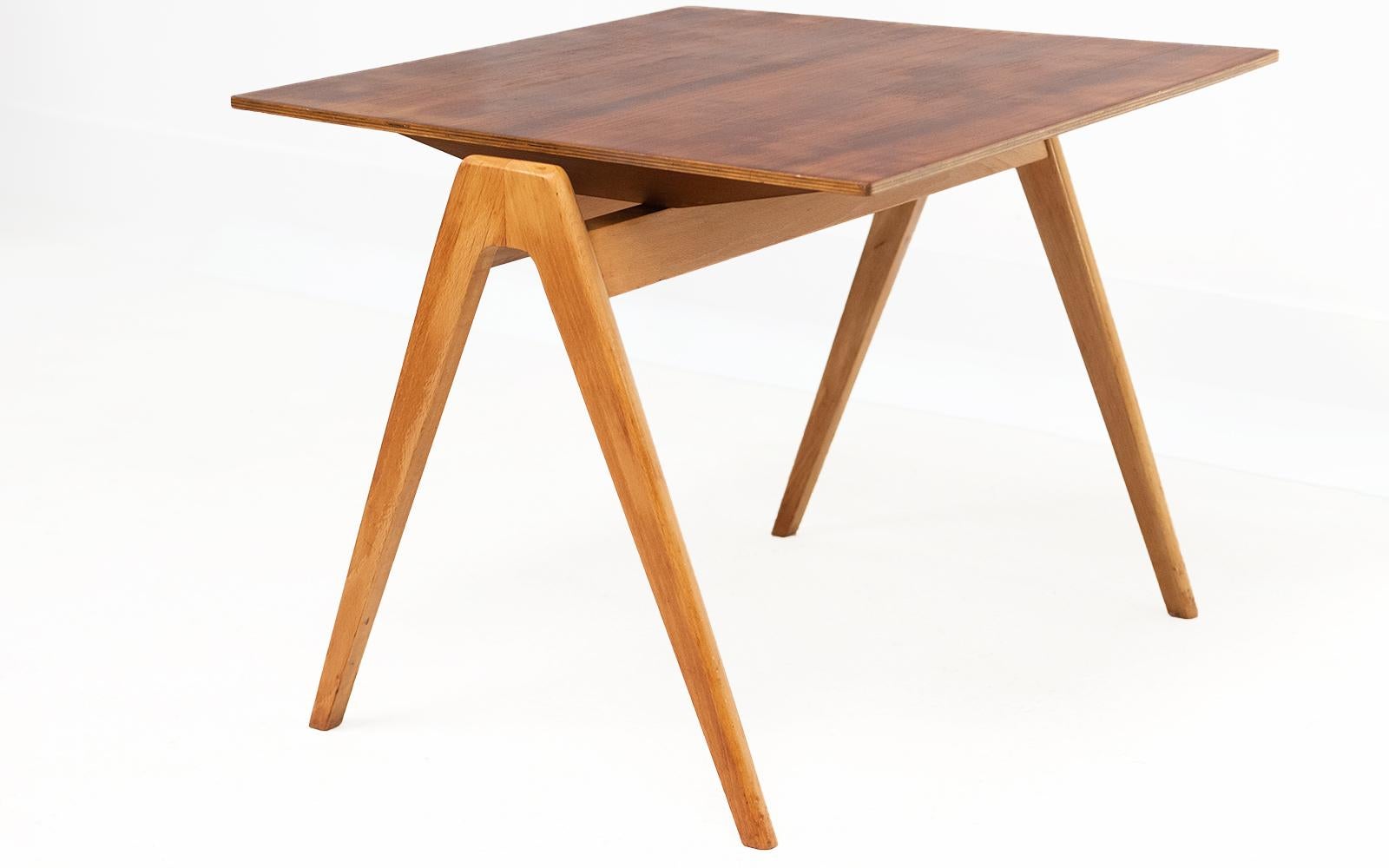 Hillestak coffee table

A rare Hillestak coffee table designed by Robin Day for Hille London. It has beech legs with a fruitwood top. 

Robin Day was an iconic British industrial designer, and he rose to prominence in 1951 when he designed