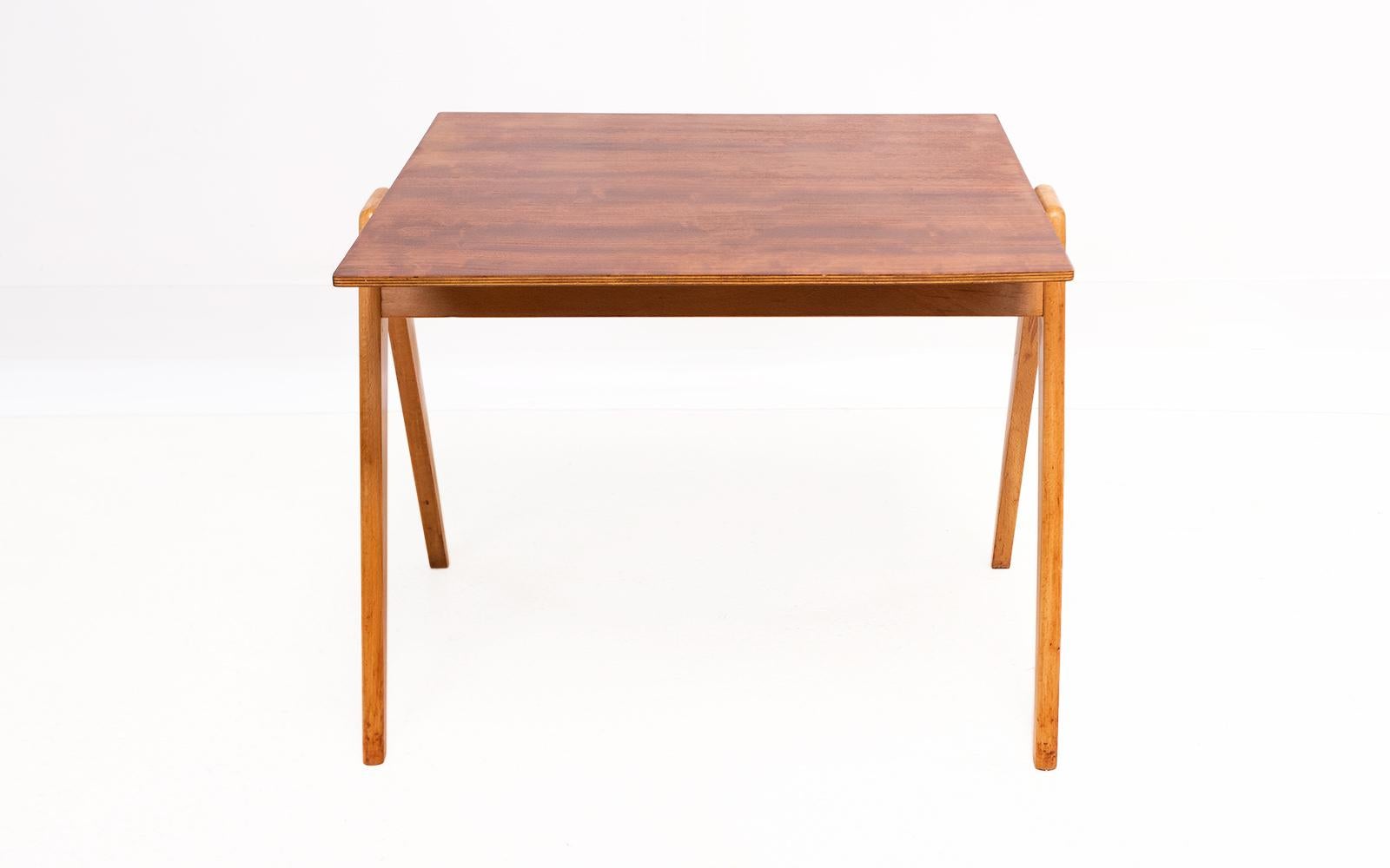 Mid-Century Modern Robin Day Hillestak Mid Century Coffee Table for Hille