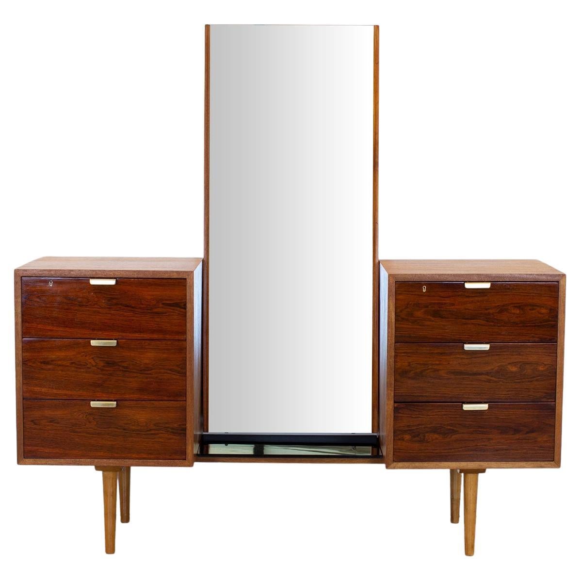 Robin Day Interplan Rosewood Dressing Table by Hille, 1950s For Sale