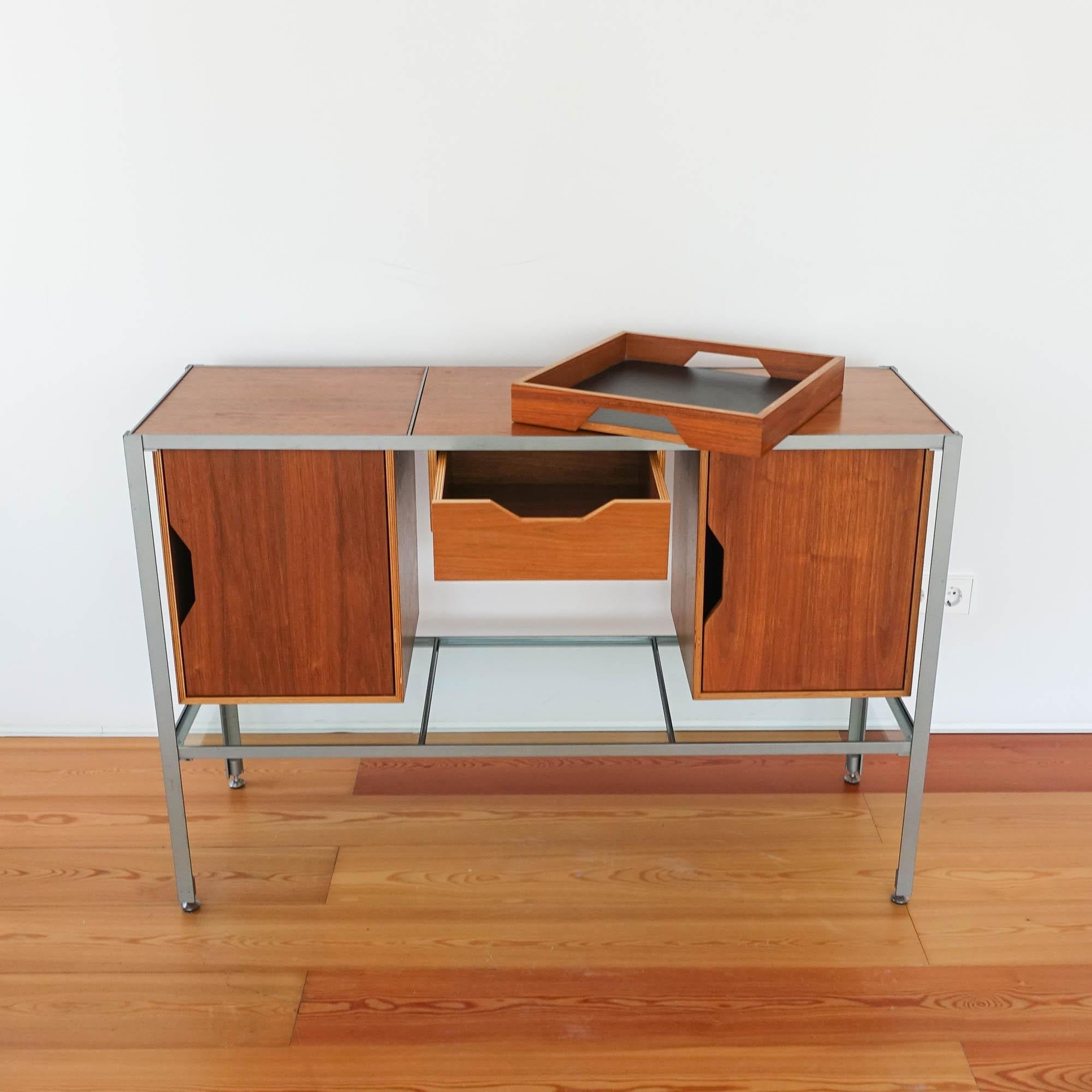 Robin Day Modular Console Table/ Sideboard for Habitat In Good Condition In Lisboa, PT