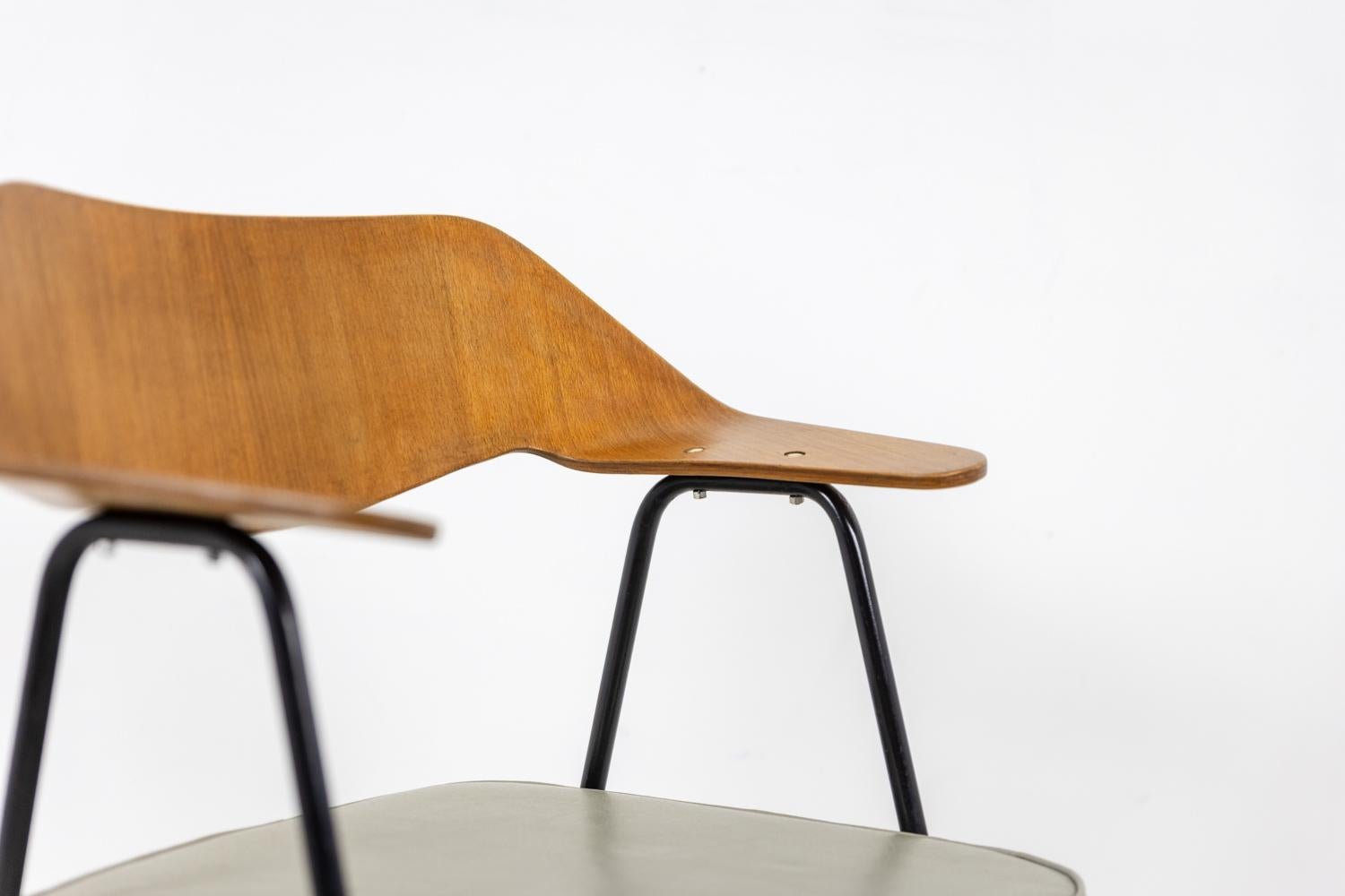 Métal Robin Day. Siège de bureau en bois thermoformé. Aéroportée, vers 1950-60. en vente