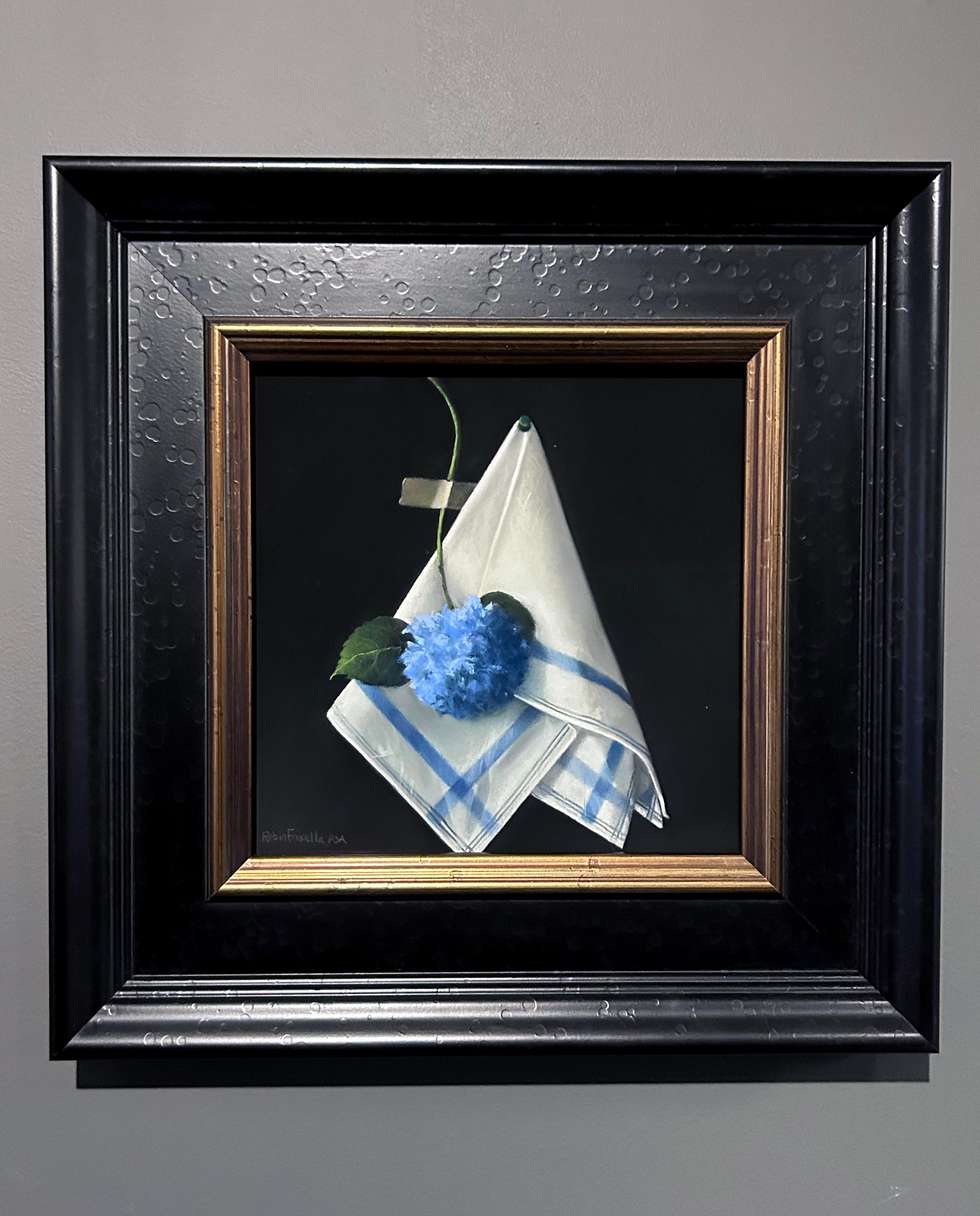 Robin Frisella, „Hanging in There“, 10x10 Blaues Hydrangea-Stillleben in Pastell – Painting von Robin Frisella PSA-MP, IAPS/MC