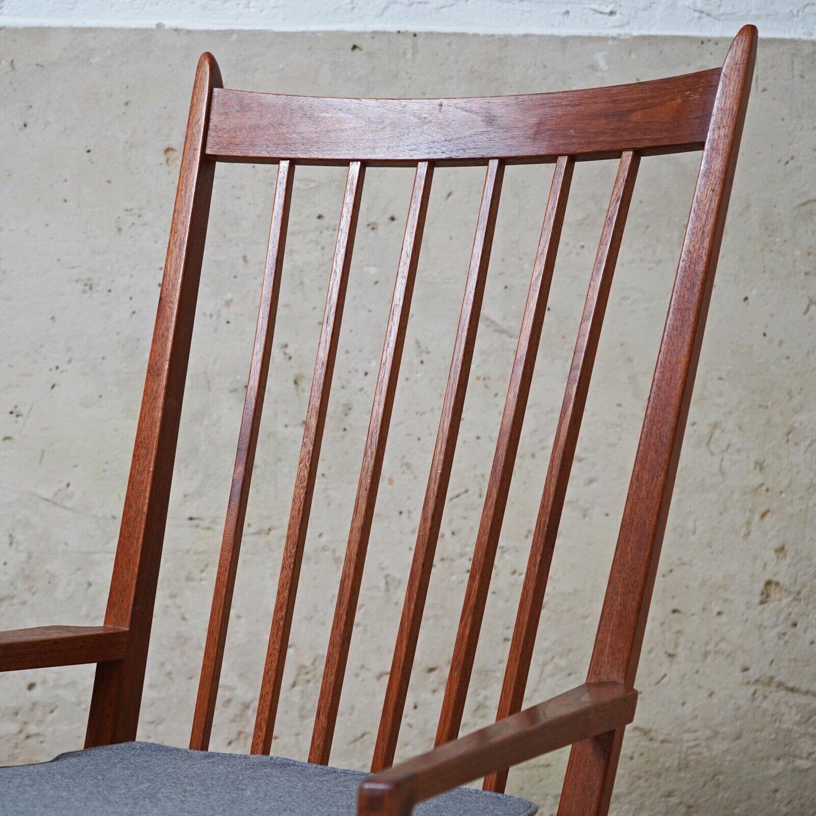 Robin Nance fauteuil à bascule en teck mi-siècle, années 1960 en vente 4