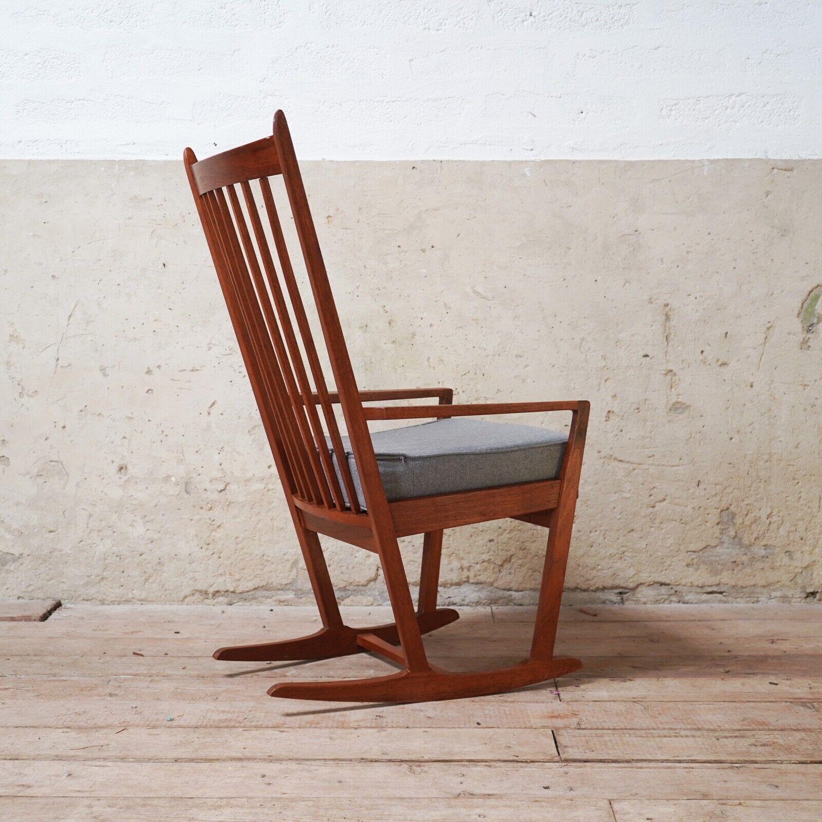 Mid-Century Modern Robin Nance fauteuil à bascule en teck mi-siècle, années 1960 en vente