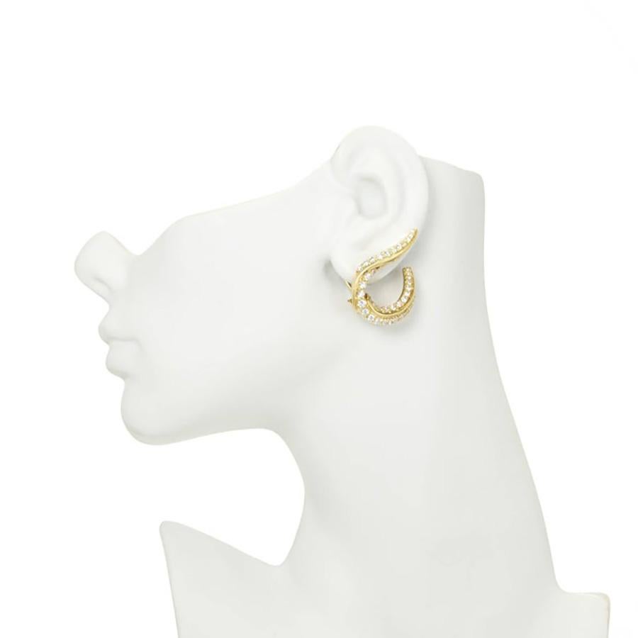 Women's Robin Rotenier 2.50 Carat Round Diamond Yellow Gold Swirl Clip Post Earrings For Sale