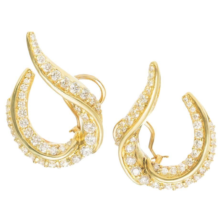 Robin Rotenier 2.50 Carat Round Diamond Yellow Gold Swirl Clip Post Earrings For Sale