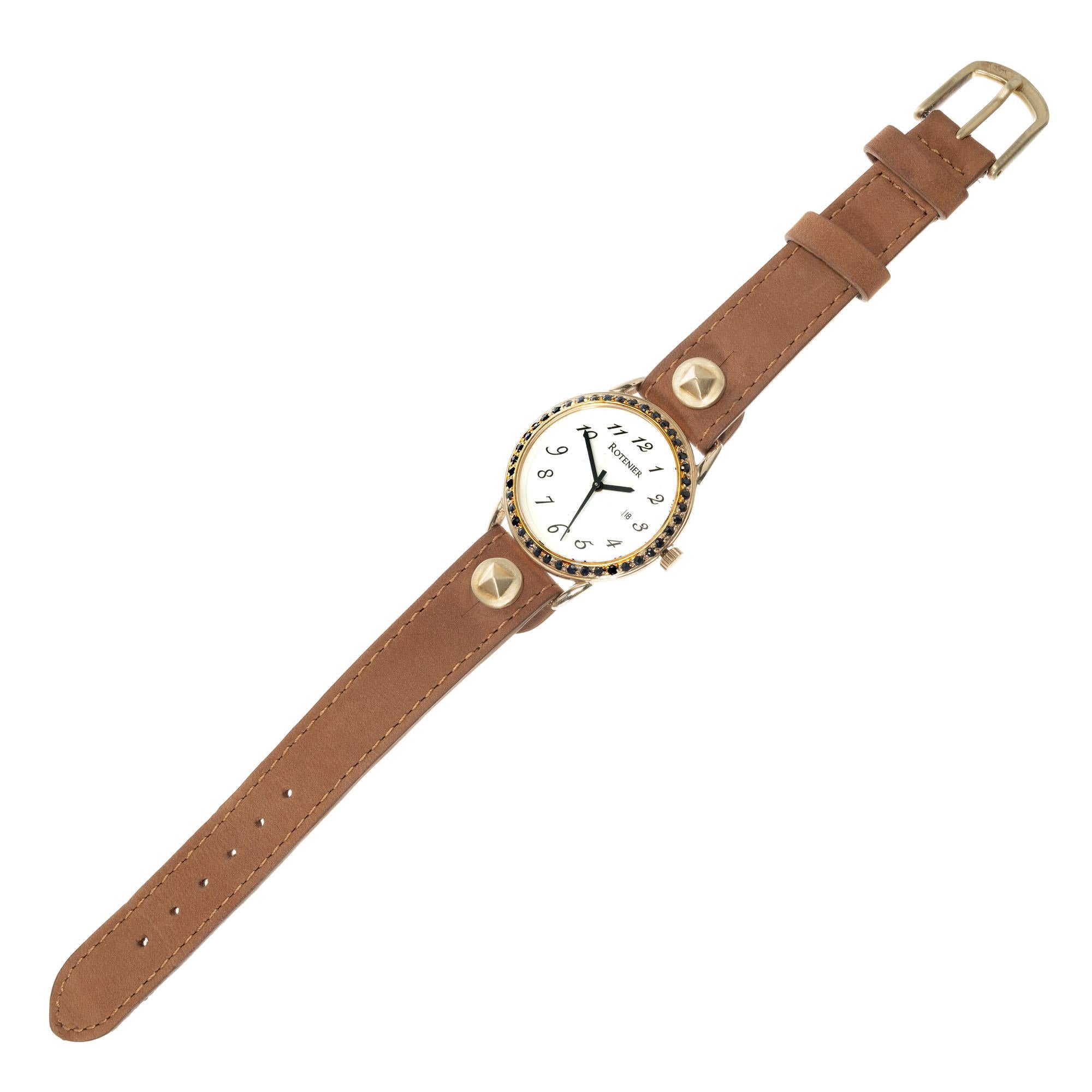 Gelbgold-Armbanduhr mit Saphir-Lünette von Robin Rotenier (Rundschliff) im Angebot