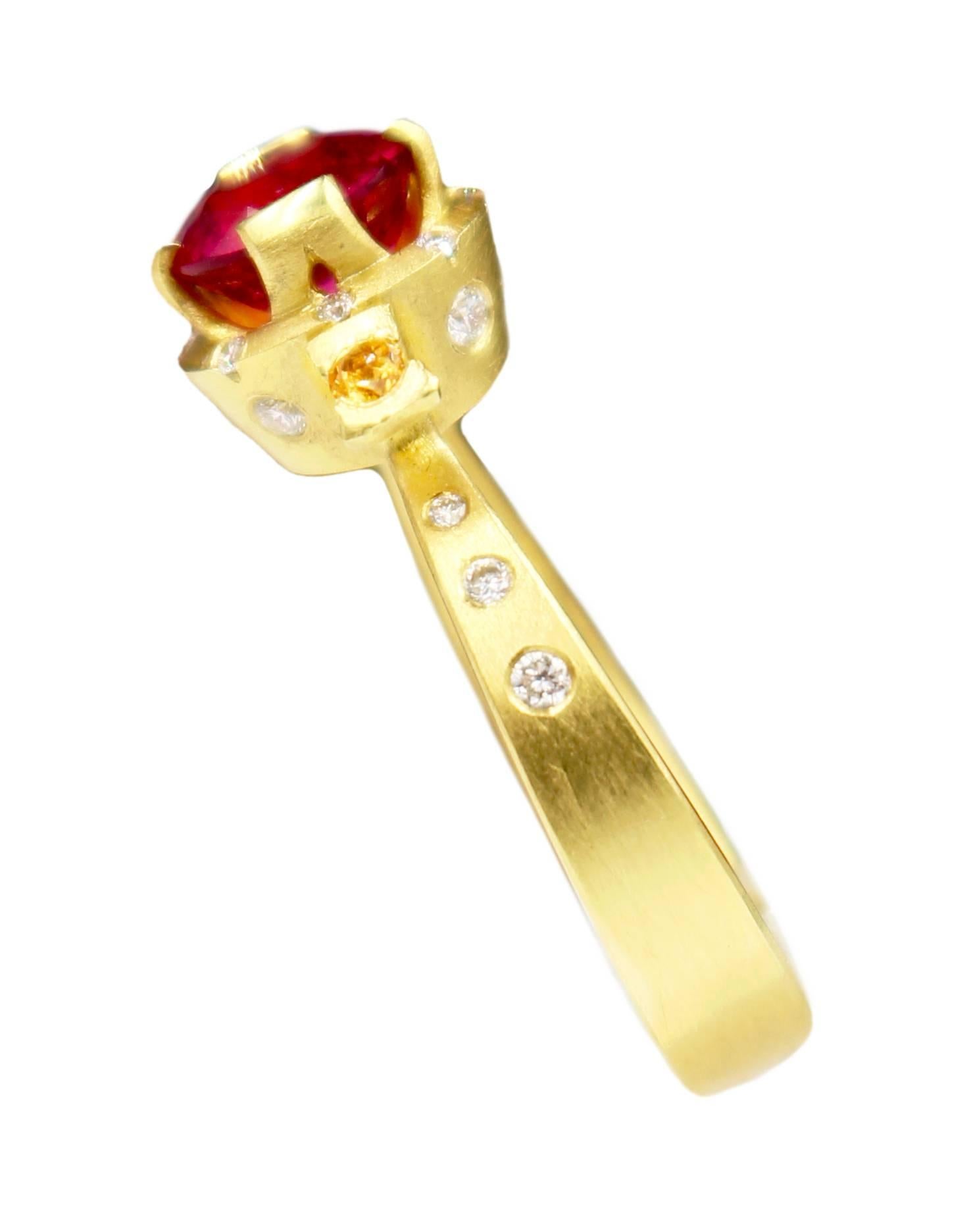 Women's or Men's Robin Waynee, Rubellite Tourmaline Ring, 18k Gold, Rubellite Tourmaline, Diamond For Sale