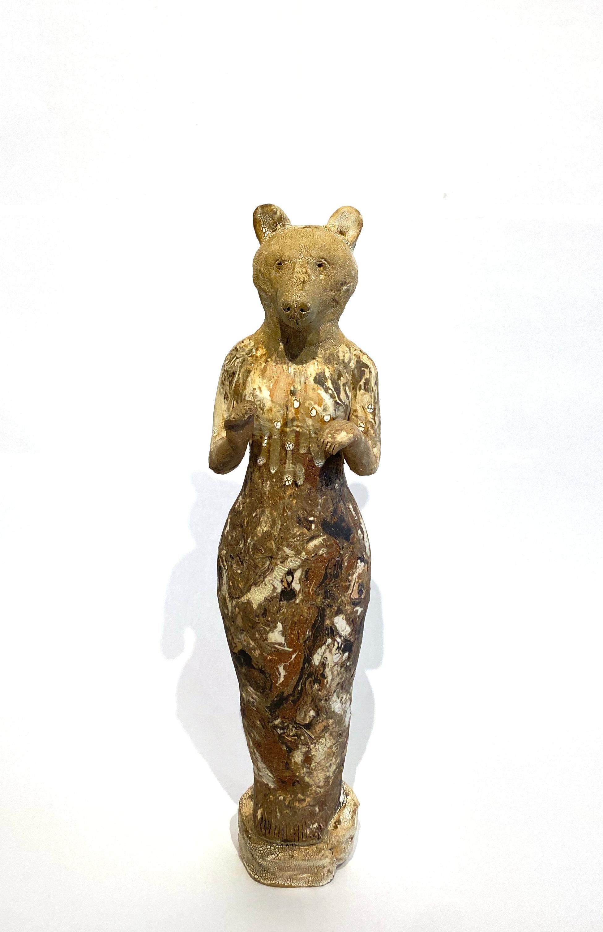 Robin Whiteman Figurative Sculpture - Pretty Bear