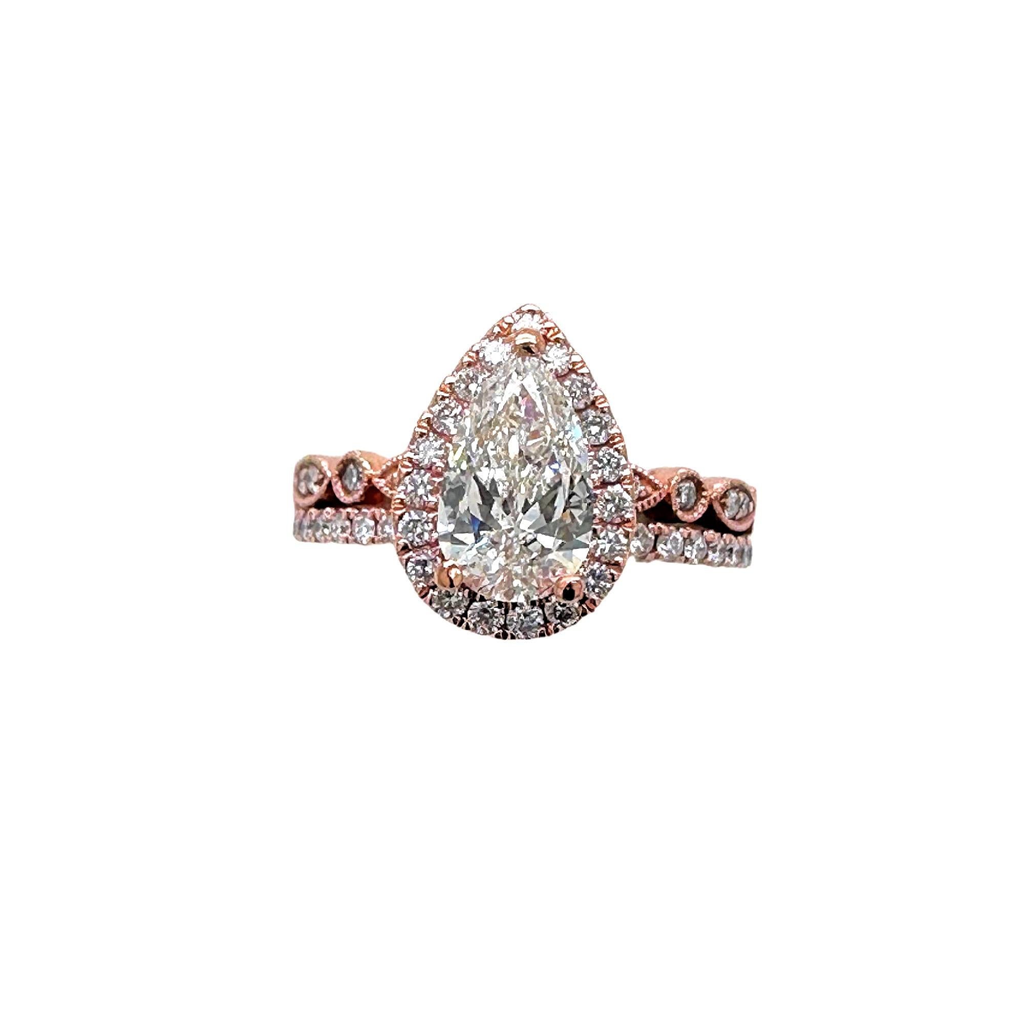 Robins Brothers Signature Pear Diamond 1.375tcw 14k Rose Gold Engagement Ring For Sale 4
