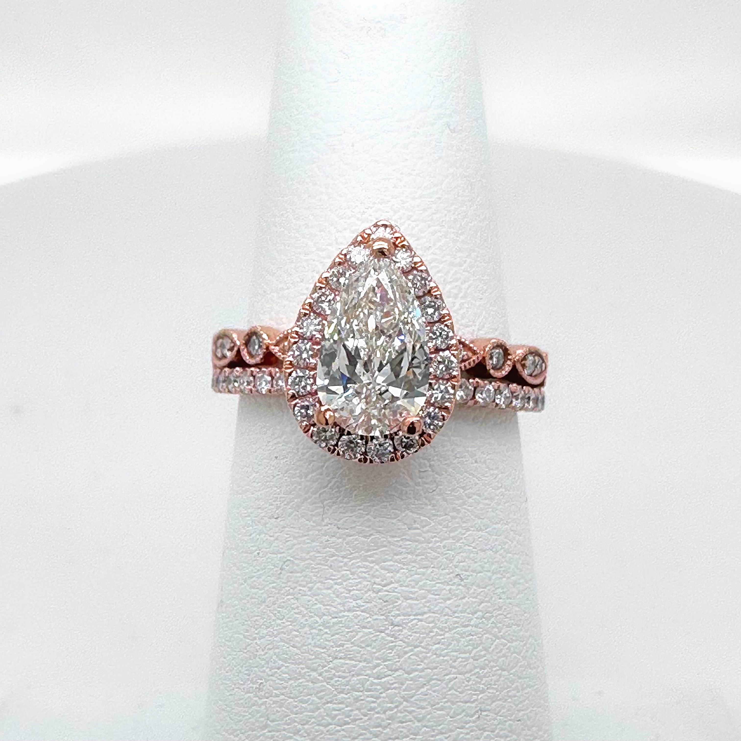 Robins Brothers Signature Pear Diamond 1.375tcw 14k Rose Gold Engagement Ring For Sale 11