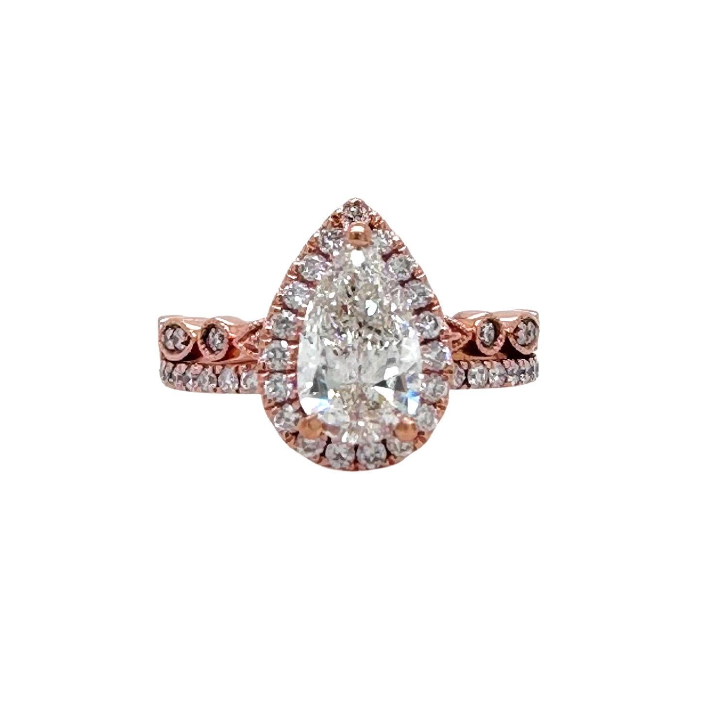 Robins Brothers Signature Pear Diamond 1.375tcw 14k Rose Gold Engagement Ring In Excellent Condition For Sale In San Diego, CA