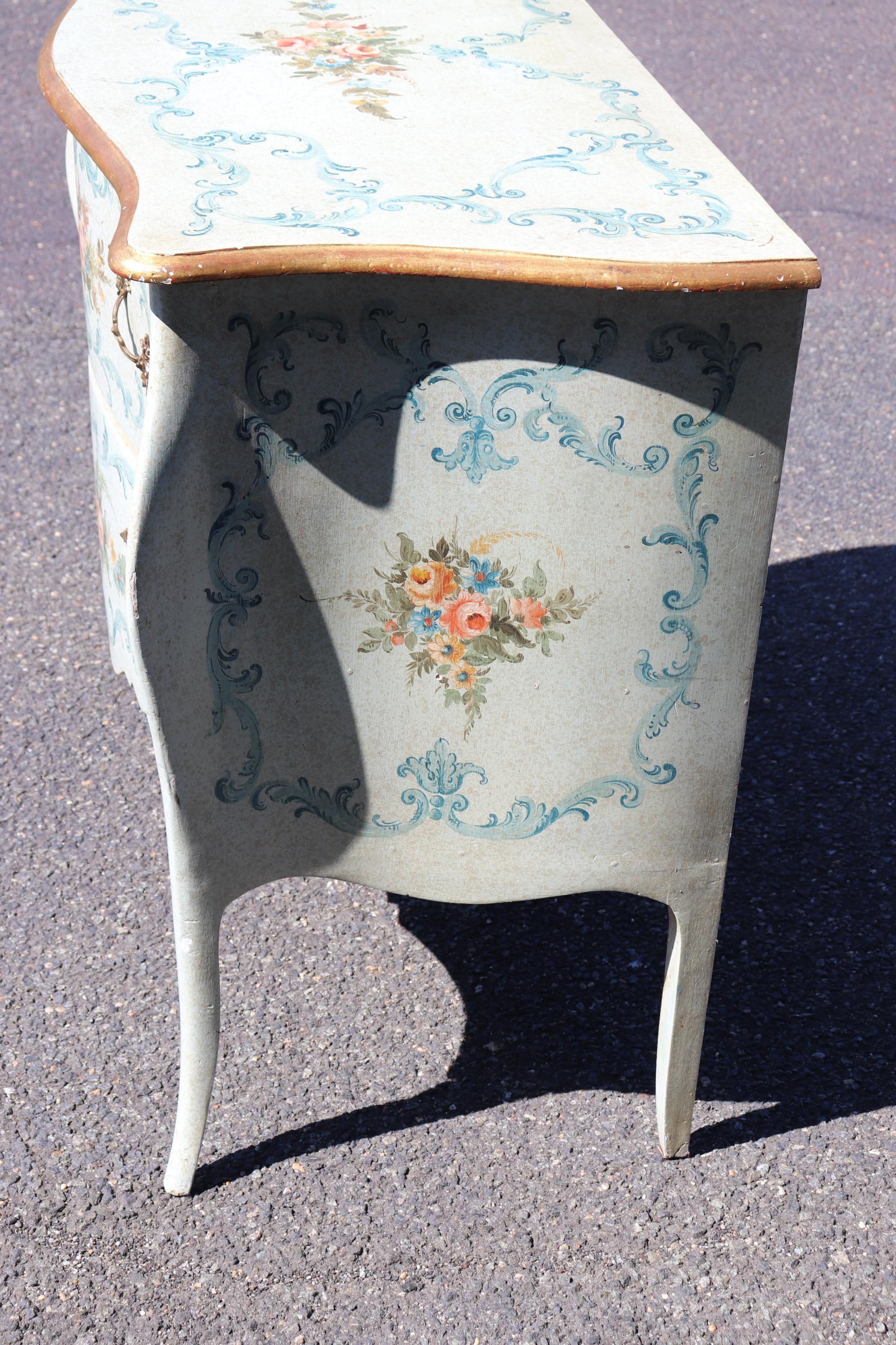 Robin's Egg Blue Venetian Paint Decorated Distressed Italian Commode Circa 1950 In Good Condition For Sale In Swedesboro, NJ