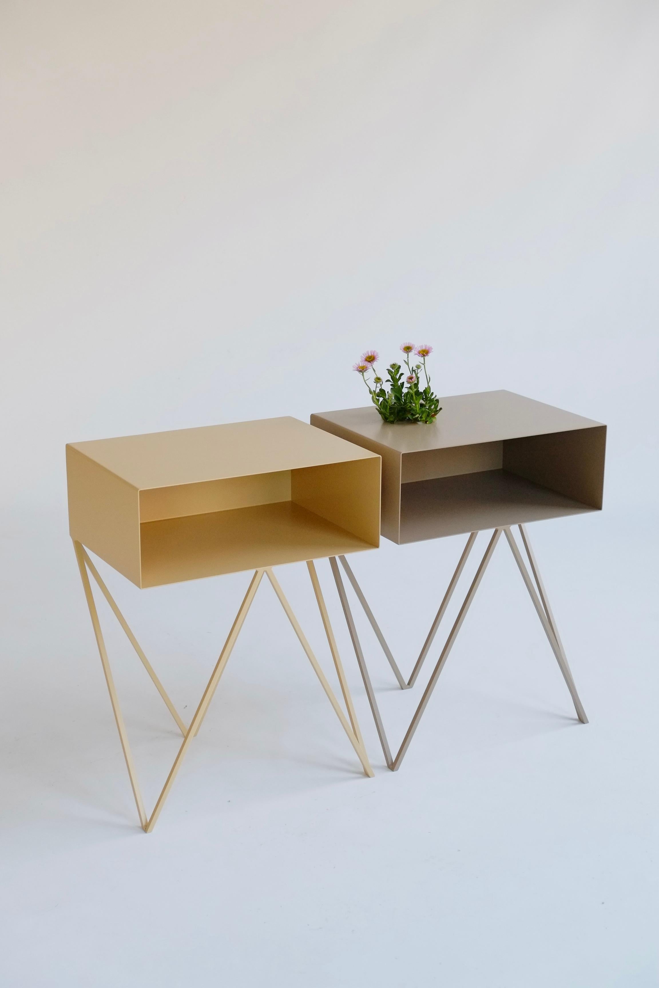 Table d'appoint Robot / Table de nuit vert foncé en vente 11