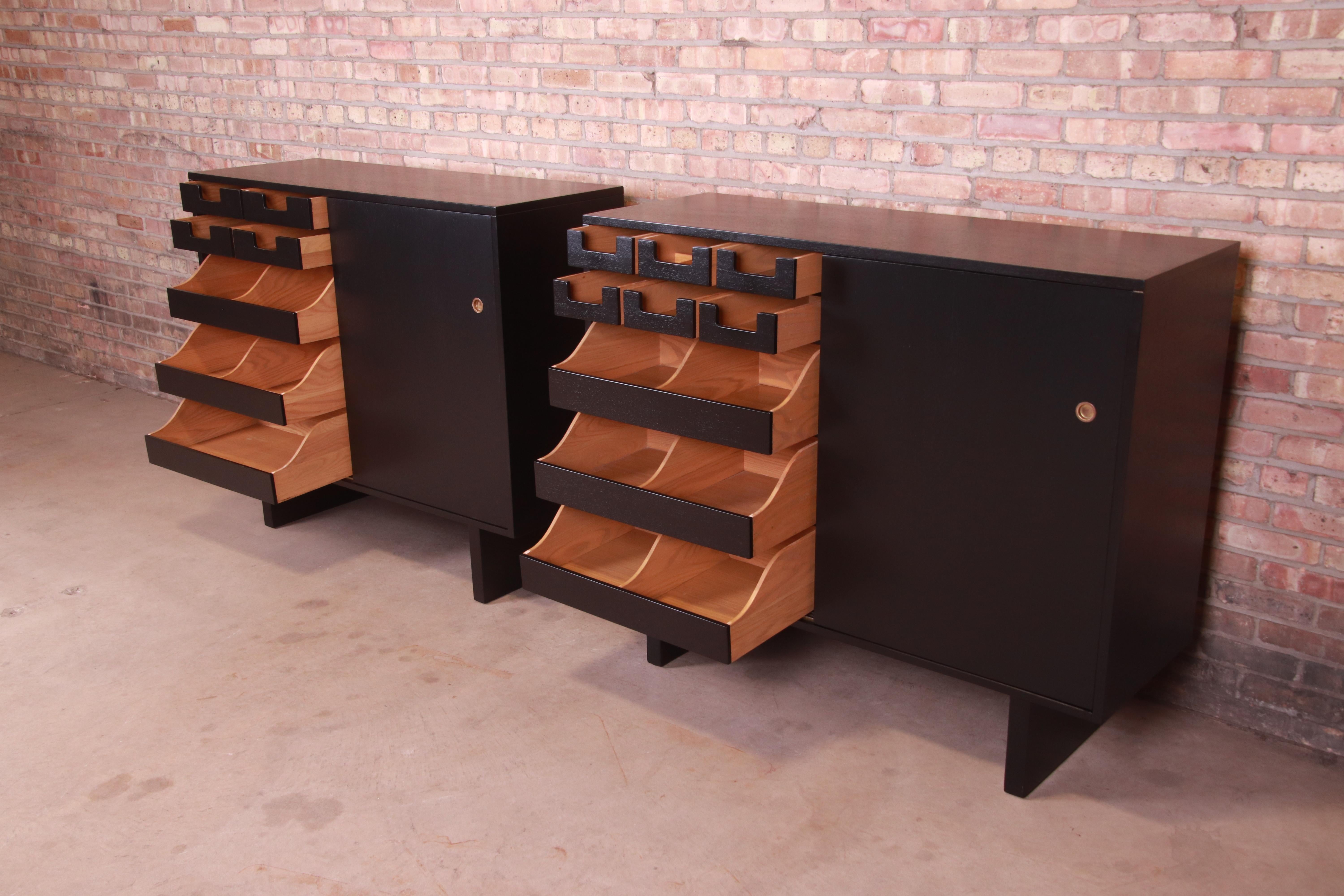 Robsjohn-Gibbings for Widdicomb Black Lacquered Gentleman's Chests, Refinished 3