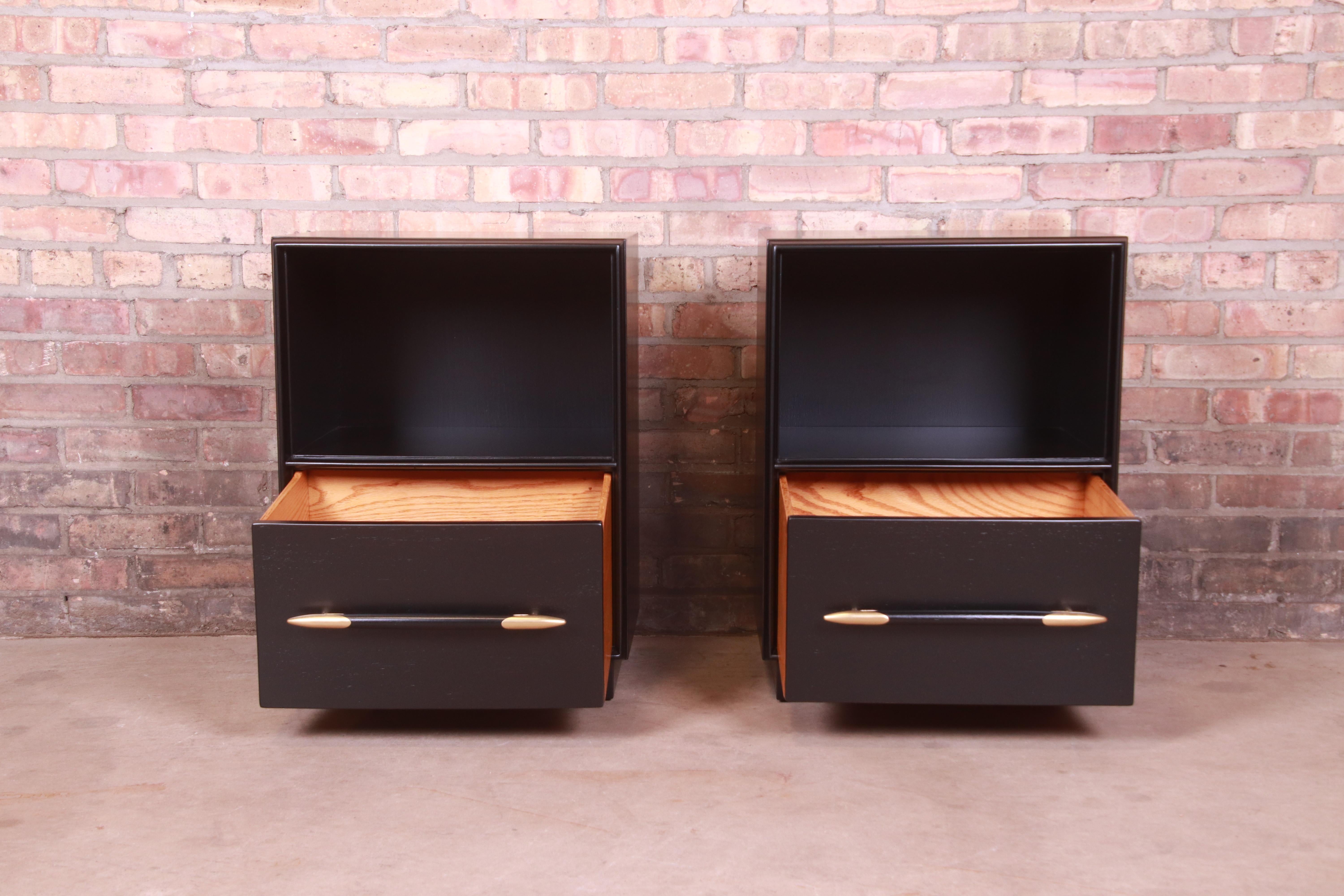 Robsjohn-Gibbings for Widdicomb Black Lacquered Nightstands, Newly Refinished For Sale 3