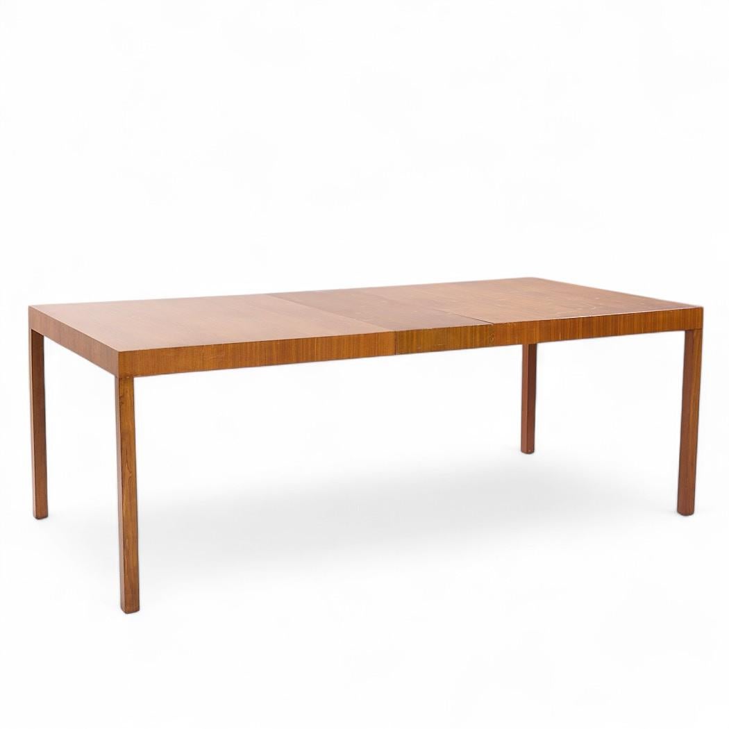 Robsjohn Gibbings per Widdicomb Constellation Tavolo da pranzo in noce con 2 foglie in vendita 3