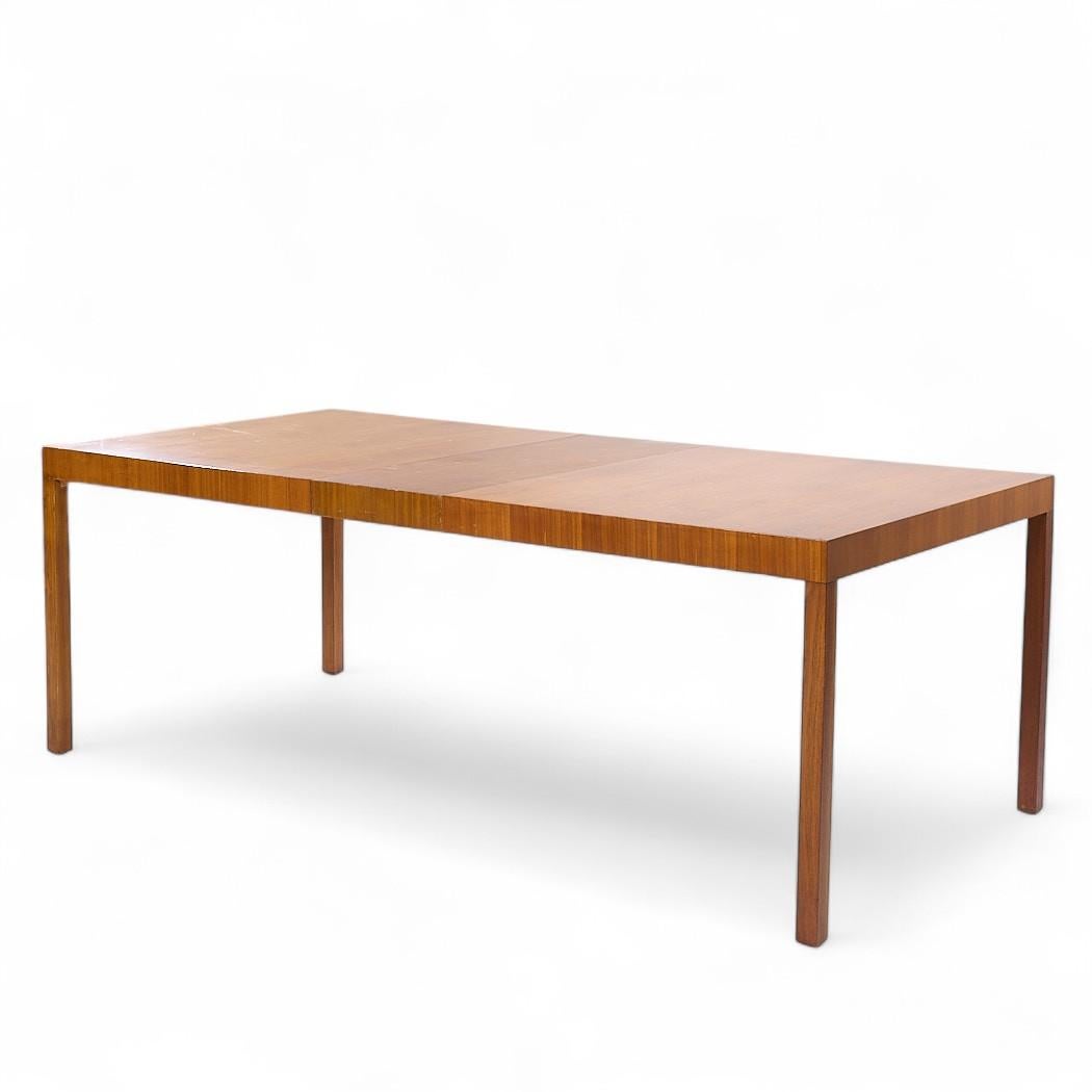 Robsjohn Gibbings per Widdicomb Constellation Tavolo da pranzo in noce con 2 foglie in vendita 5