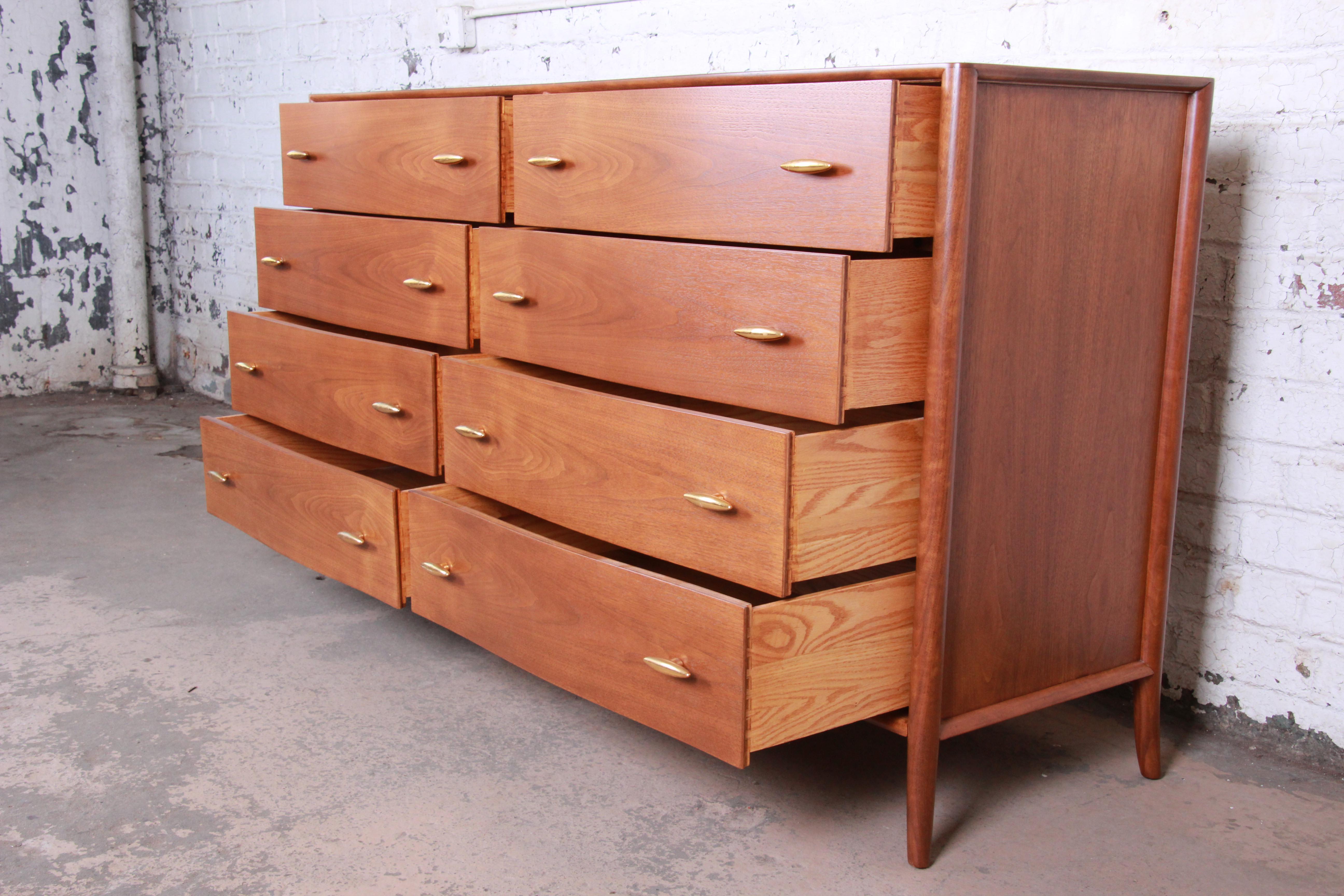 Robsjohn-Gibbings for Widdicomb Double Dresser With 24K Gold-Plated Drawer Pulls In Good Condition In South Bend, IN