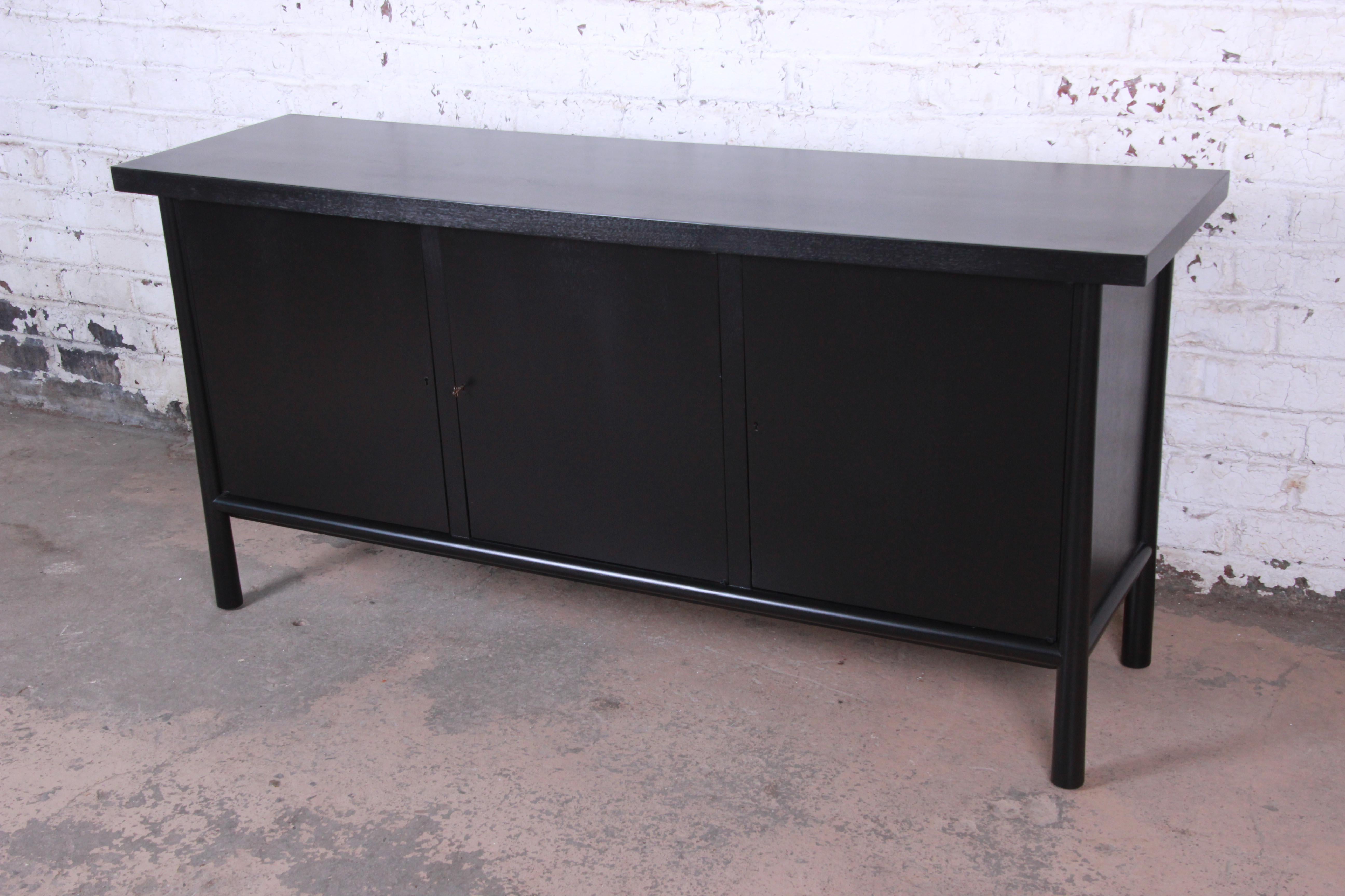 An exceptional newly ebonized Hollywood Regency chinoiserie 