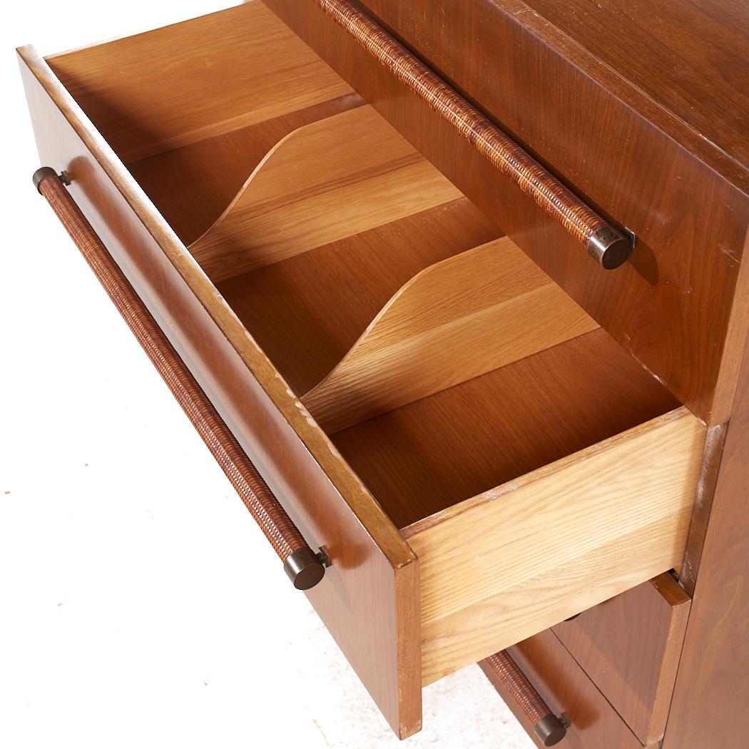 Mogano Robsjohn Gibbings per Widdicomb MCM Comò Highboy in mogano sbiancato e canna d'ottone in vendita