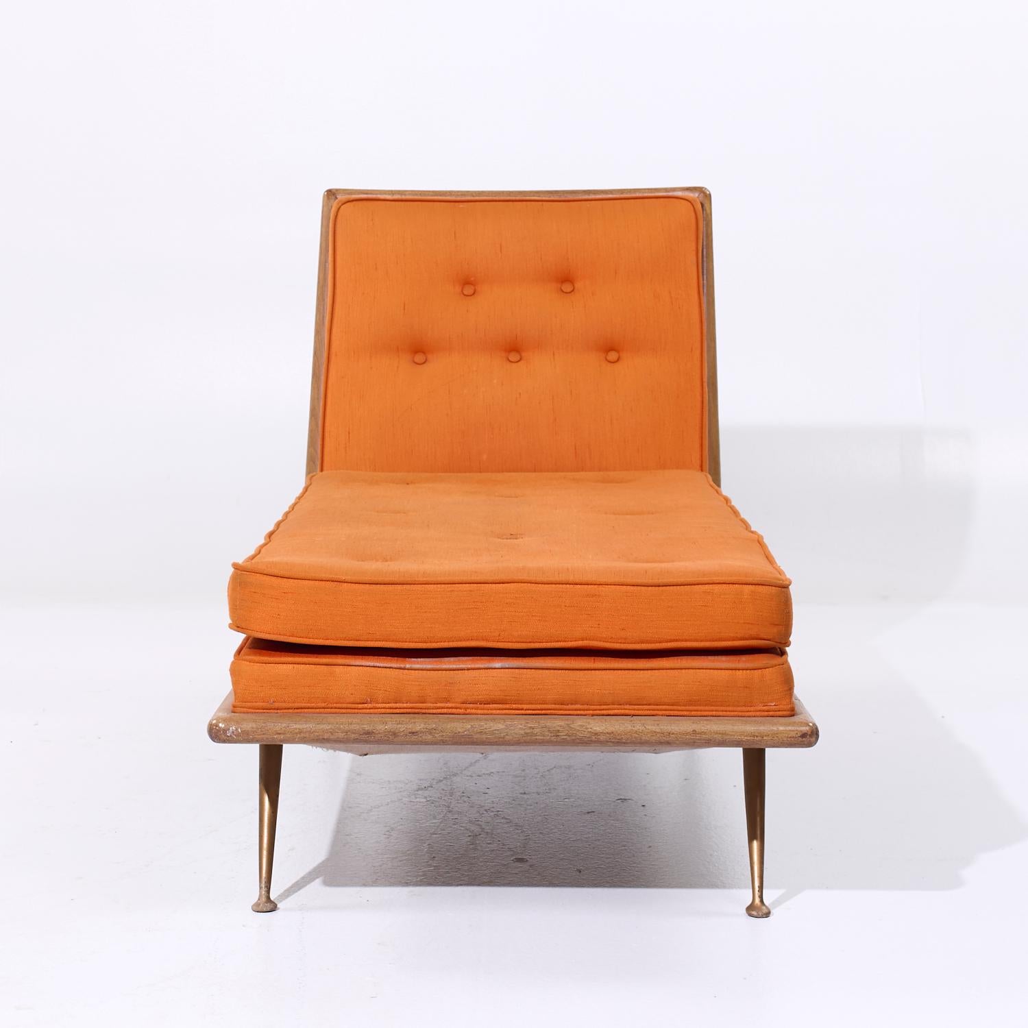 Robsjohn Gibbings für Widdicomb Chaise Lounge Chair aus Messing und Mahagoni, Mid Century

Diese Chaiselongue misst: 26 breit x 61 tief x 33 hoch, mit einer Sitzhöhe/Stuhlabstand 15,25 Zoll

Alle Möbelstücke sind in einem so genannten restaurierten