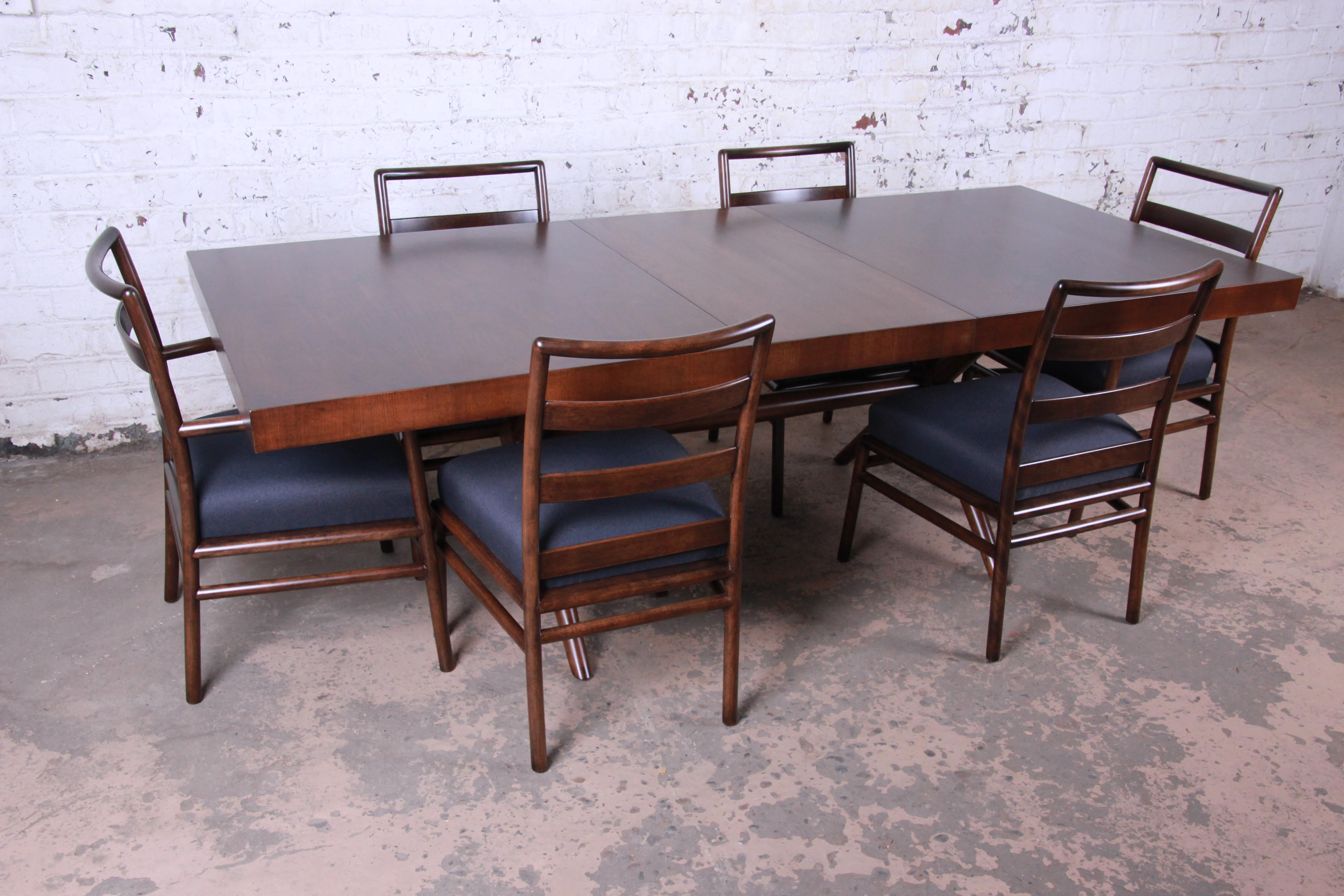Robsjohn Gibbings for Widdicomb Mid-Century Modern Dining Set, Newly Restored In Good Condition In South Bend, IN