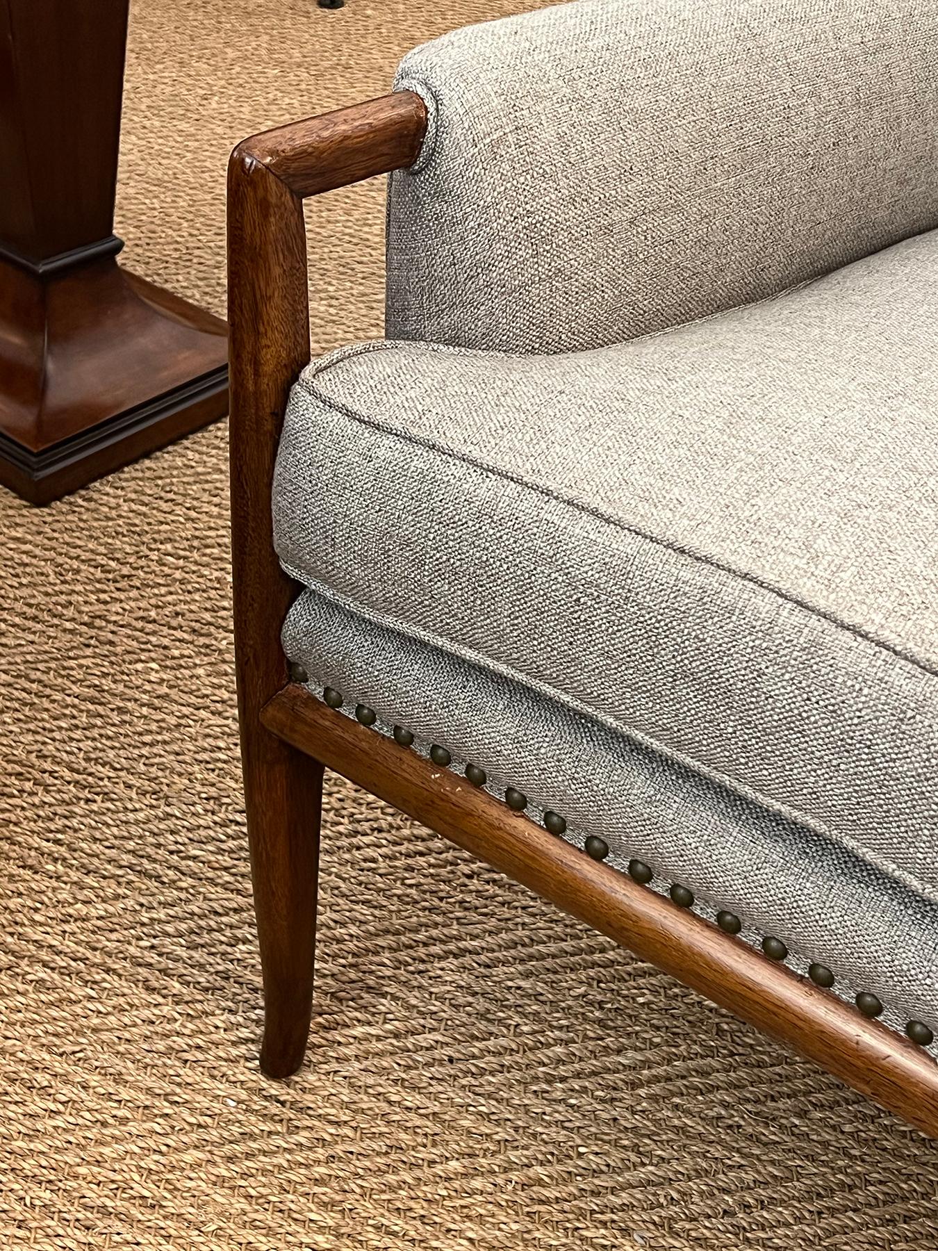 Robsjohn Gibbings für Widdicomb Moderner Loungesessel aus Nussbaumholz aus der Mitte des Jahrhunderts (Walnuss) im Angebot