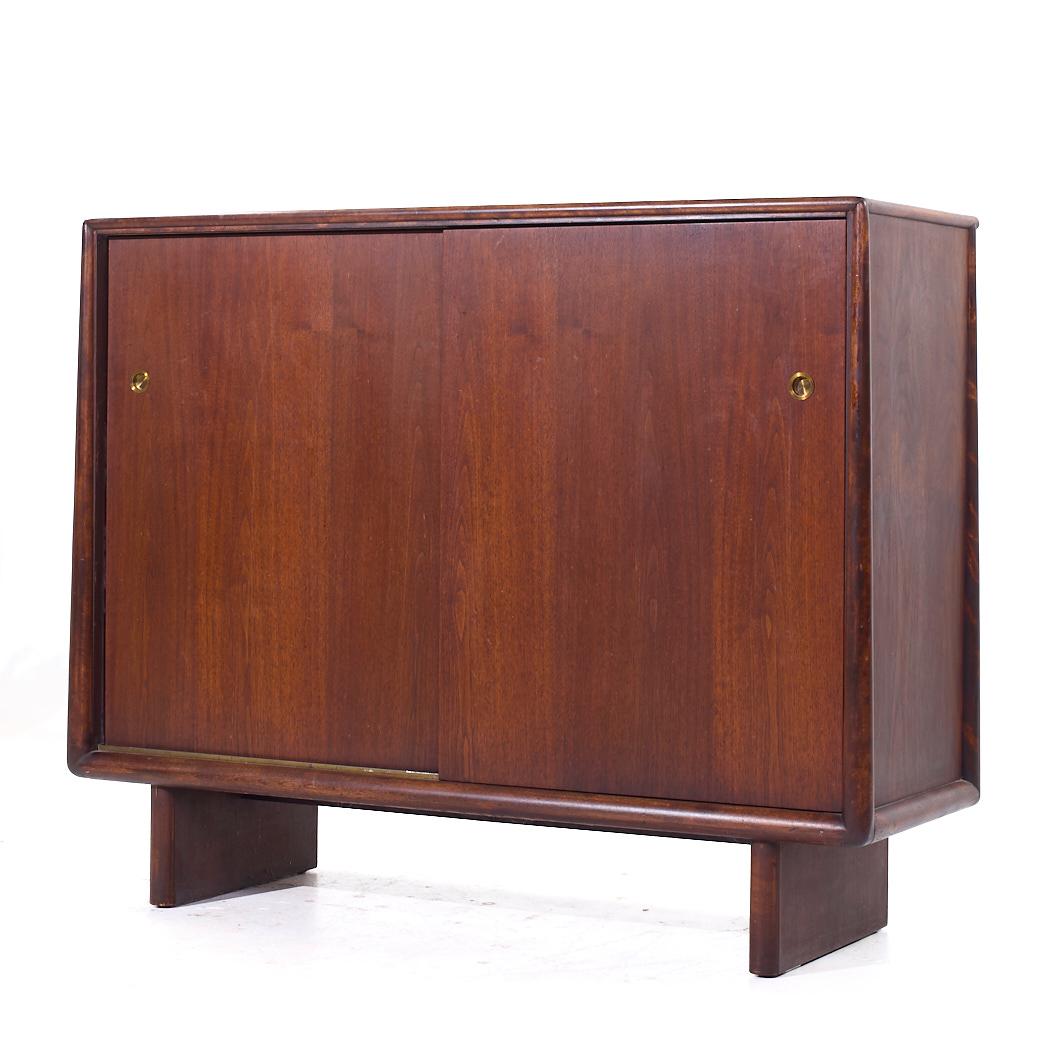 Mid-Century Modern Robsjohn Gibbings for Widdicomb Mid Century Sliding Door Cabinet Credenza For Sale