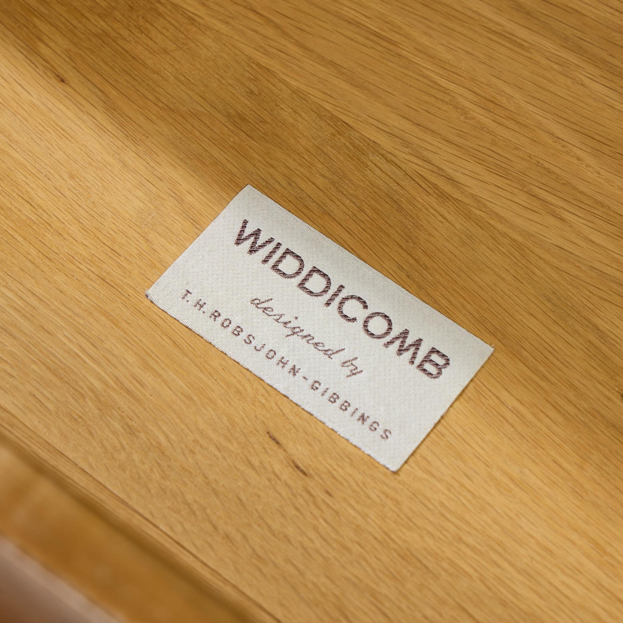 Credenza in noce di Robsjohn Gibbings per Widdicomb, metà del secolo scorso in vendita 3