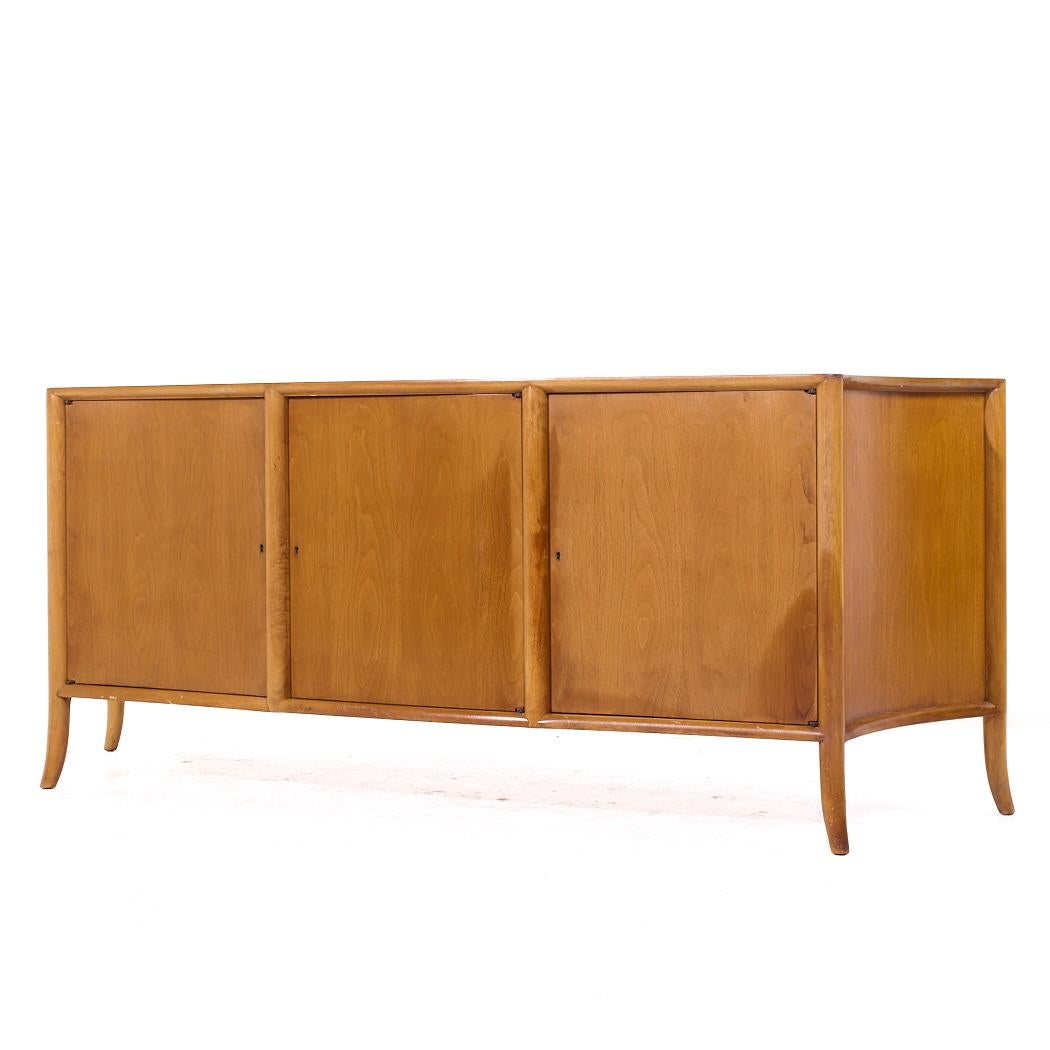 Mid-Century moderno Credenza in noce di Robsjohn Gibbings per Widdicomb, metà del secolo scorso in vendita