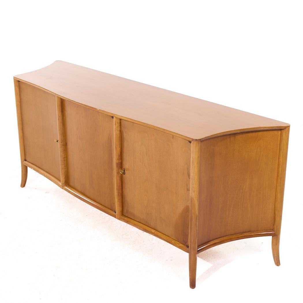 Fine XX secolo Credenza in noce di Robsjohn Gibbings per Widdicomb, metà del secolo scorso in vendita