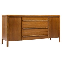 Credenza in noce di Robsjohn Gibbings per Widdicomb, metà del secolo scorso