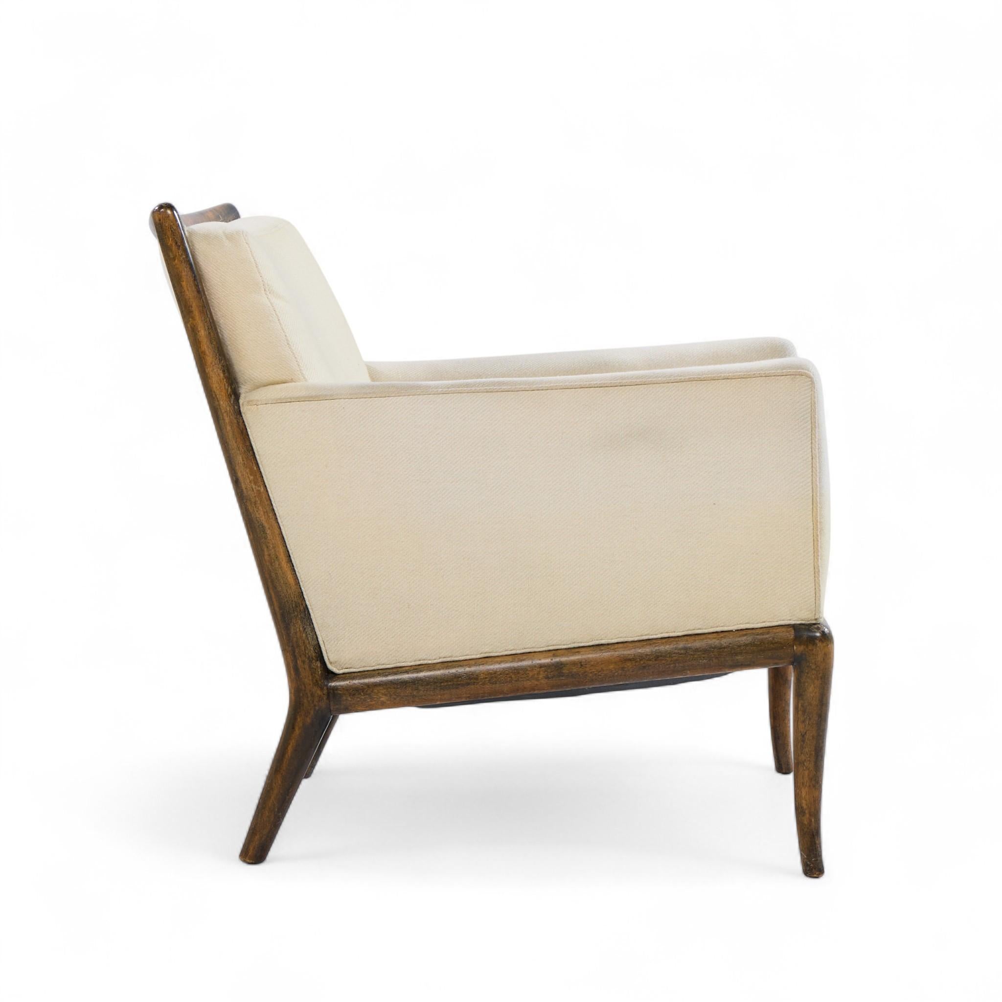 Robsjohn Gibbings per Widdicomb - Sedia da salotto con gambe a sciabola in legno di noce - Coppia in vendita 4