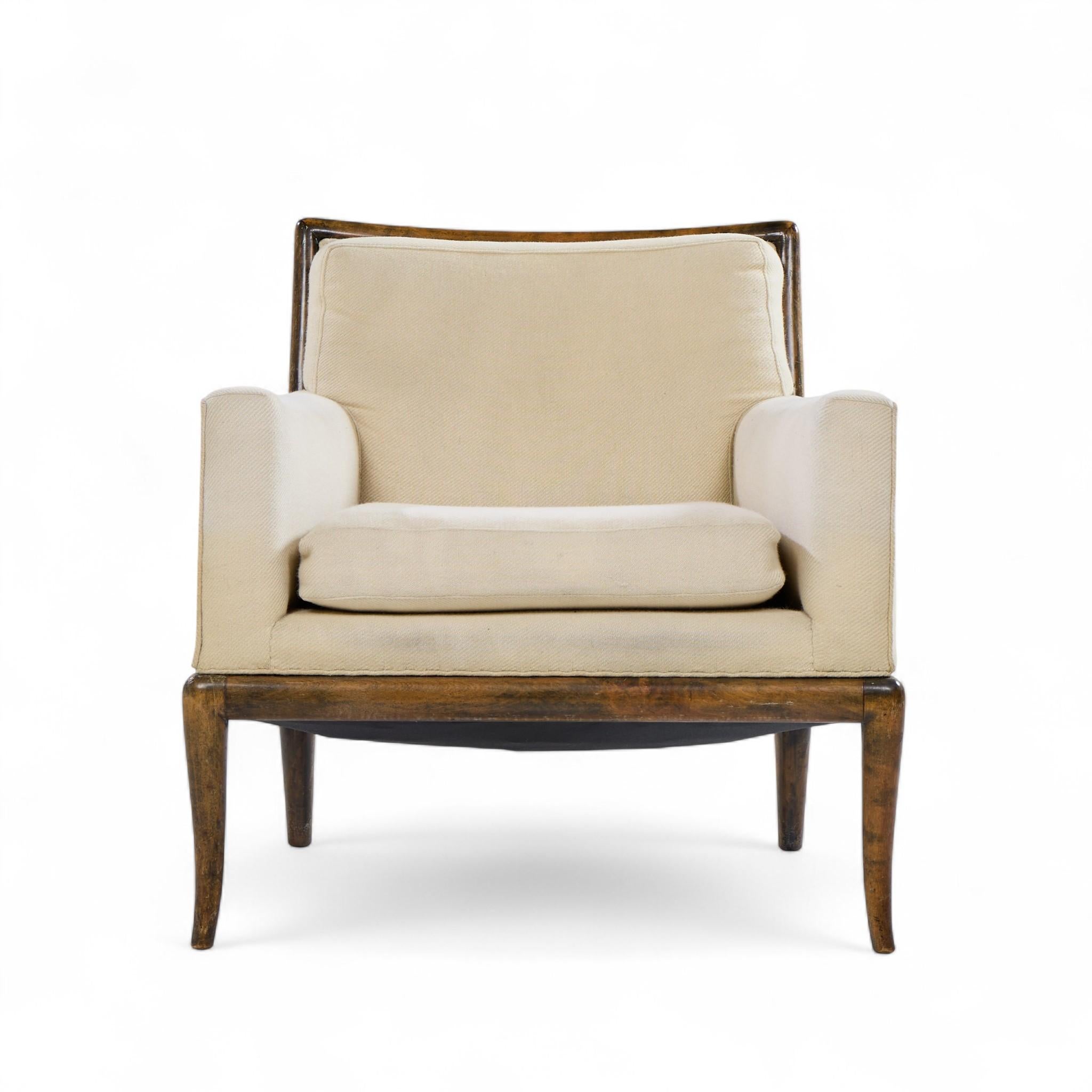 Robsjohn Gibbings per Widdicomb - Sedia da salotto con gambe a sciabola in legno di noce - Coppia In condizioni buone in vendita a Franklin Park, IL