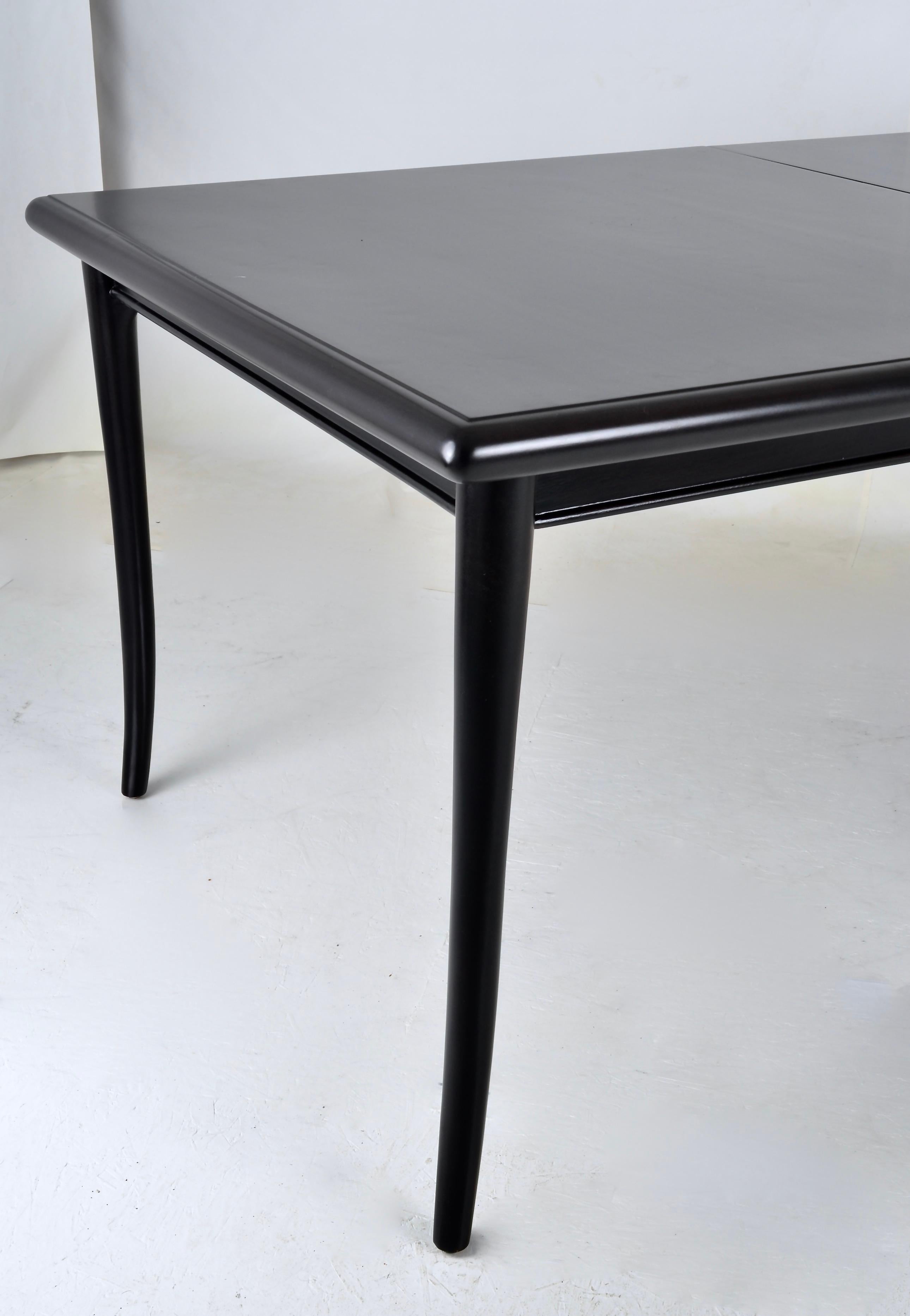 Robsjohn-Gibbings for Widdicomb Sabre Leg Dining Table, USA, 1950s In Good Condition In Norwalk, CT