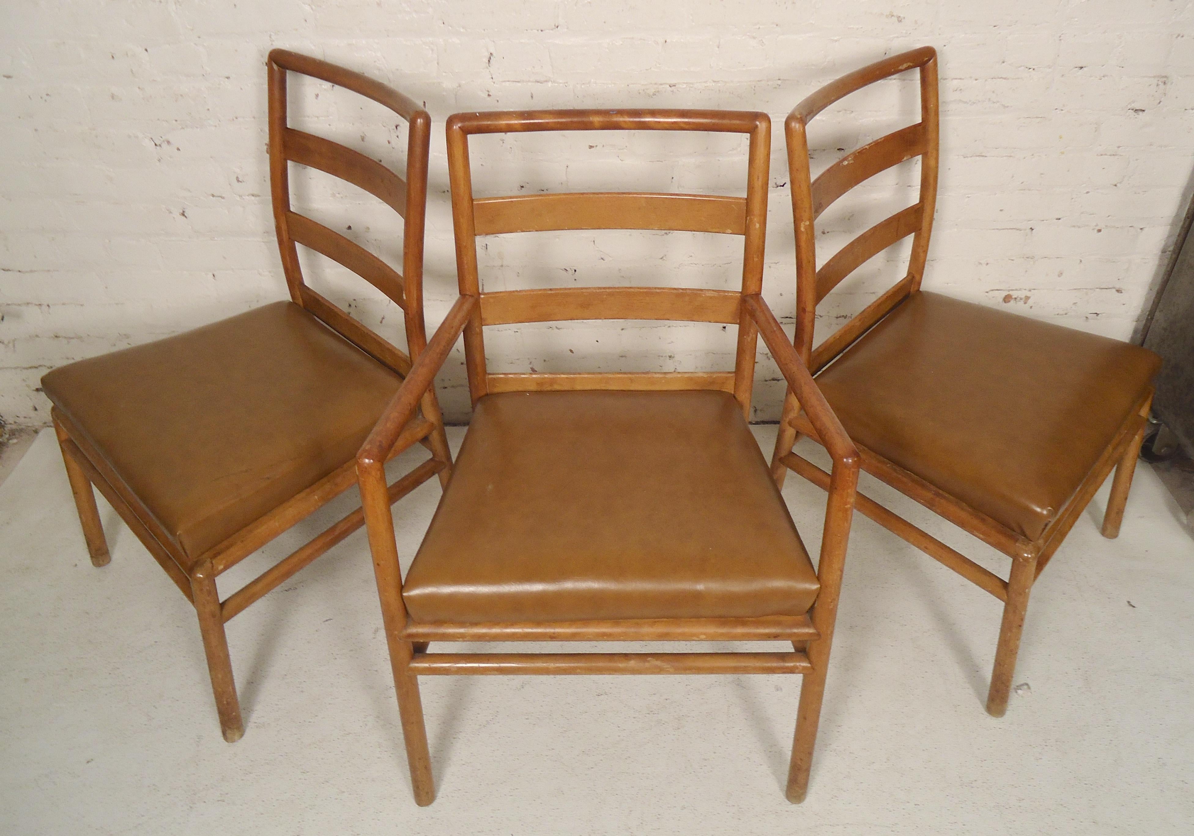 Set of six ladder back chairs by Robsjohn Gibbings for Widdicomb. Pair of arm chairs and four armless.

(Please confirm item location - NY or NJ - with dealer)
    