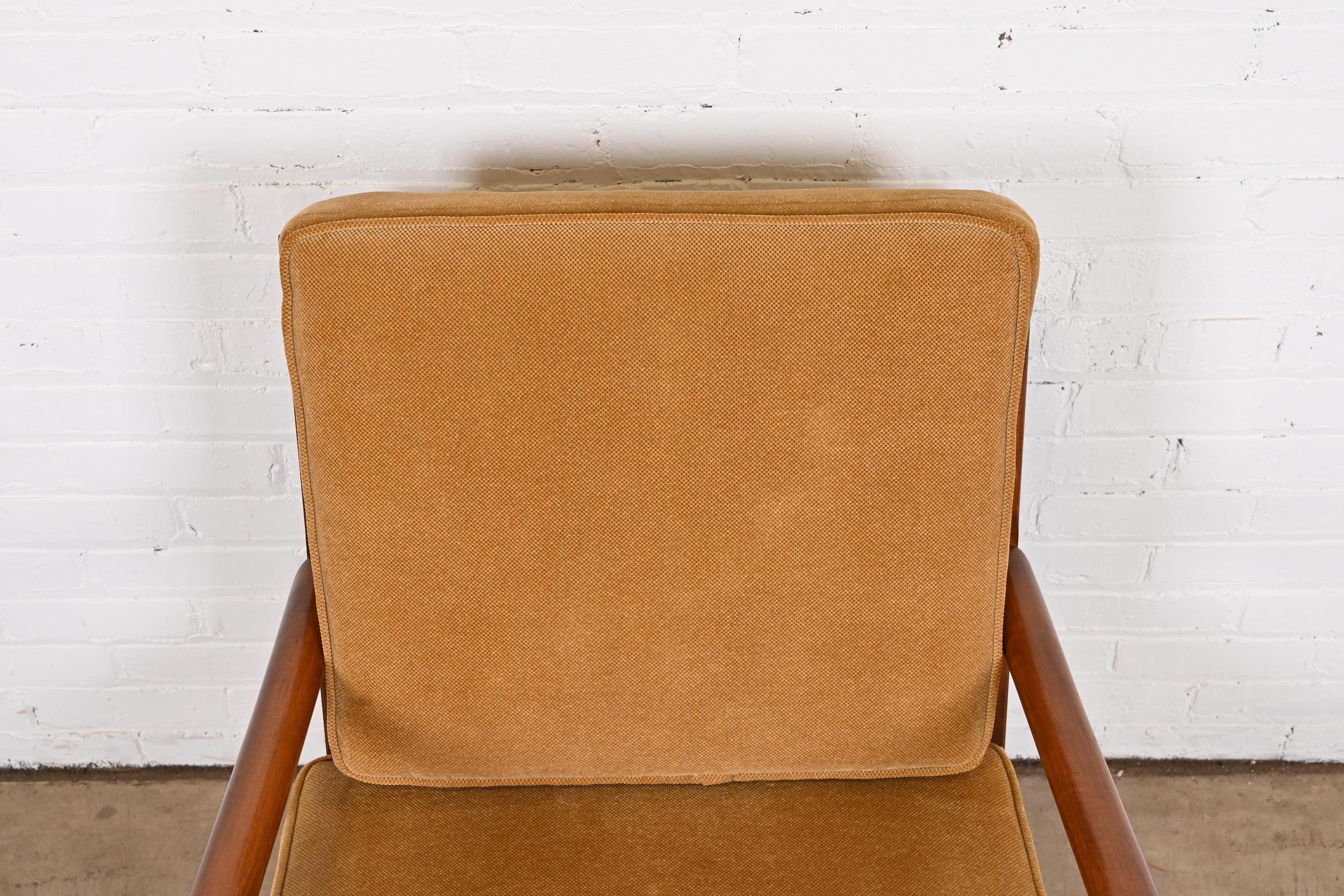 Robsjohn-Gibbings Style Mid-Century Modern Sculpted Walnut Lounge Chair For Sale 2