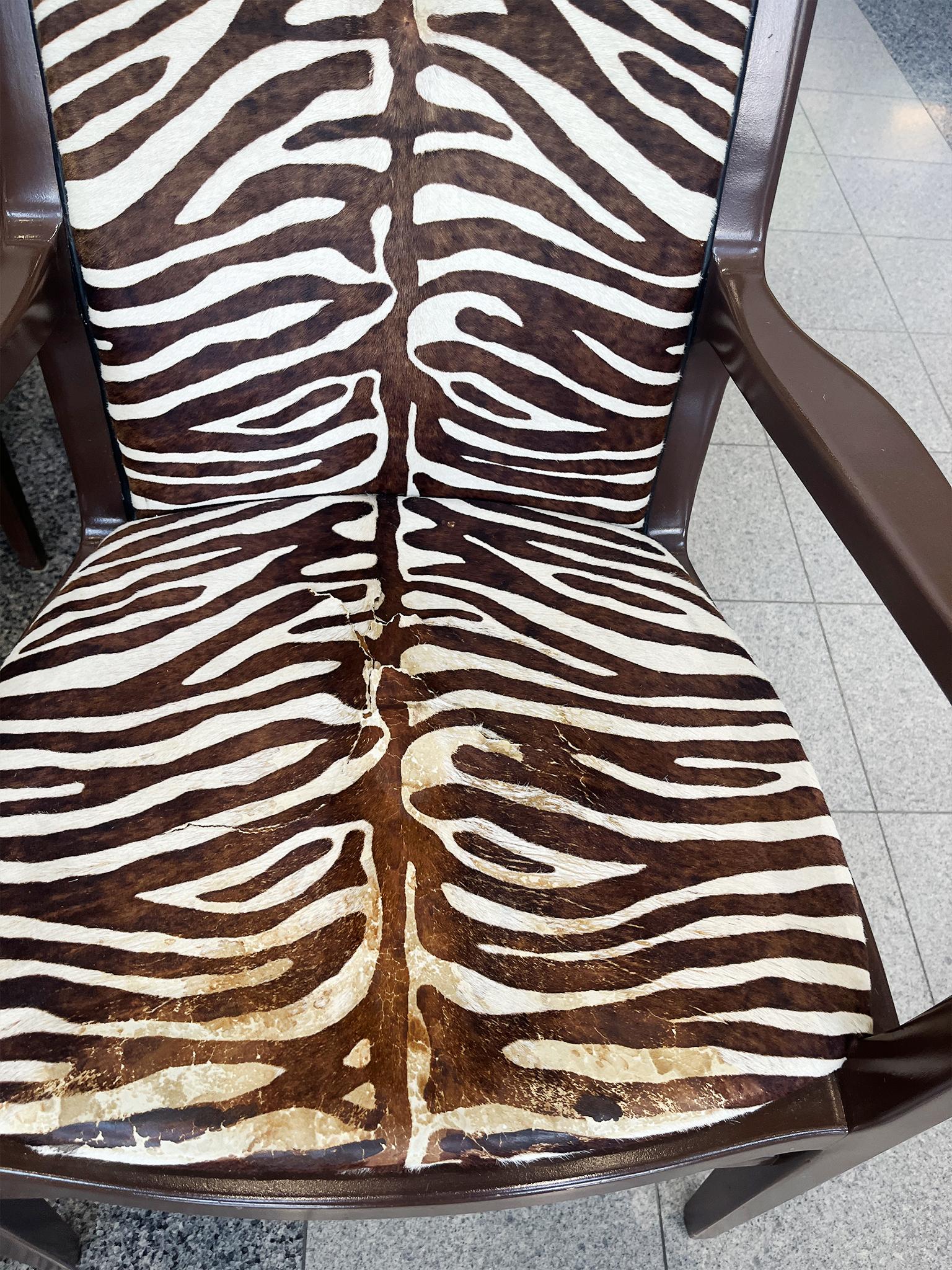 Chaises de salle à manger à imprimé zébré de style Robsjohn-Gibbings - Un ensemble de 7 en vente 2