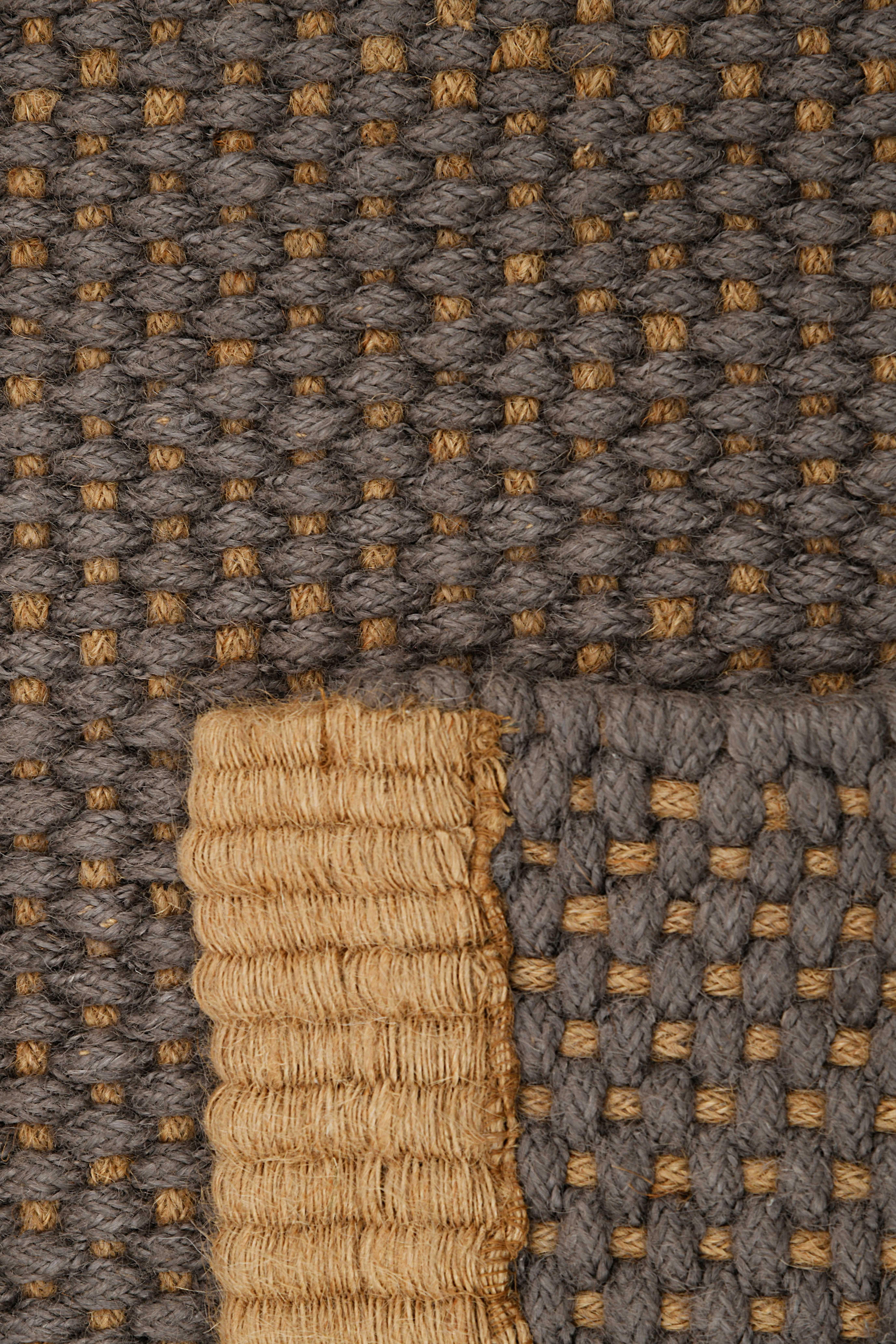 Hand-Woven Robur, Grey, Handwoven Face 100% Jute, 8' x 10' For Sale