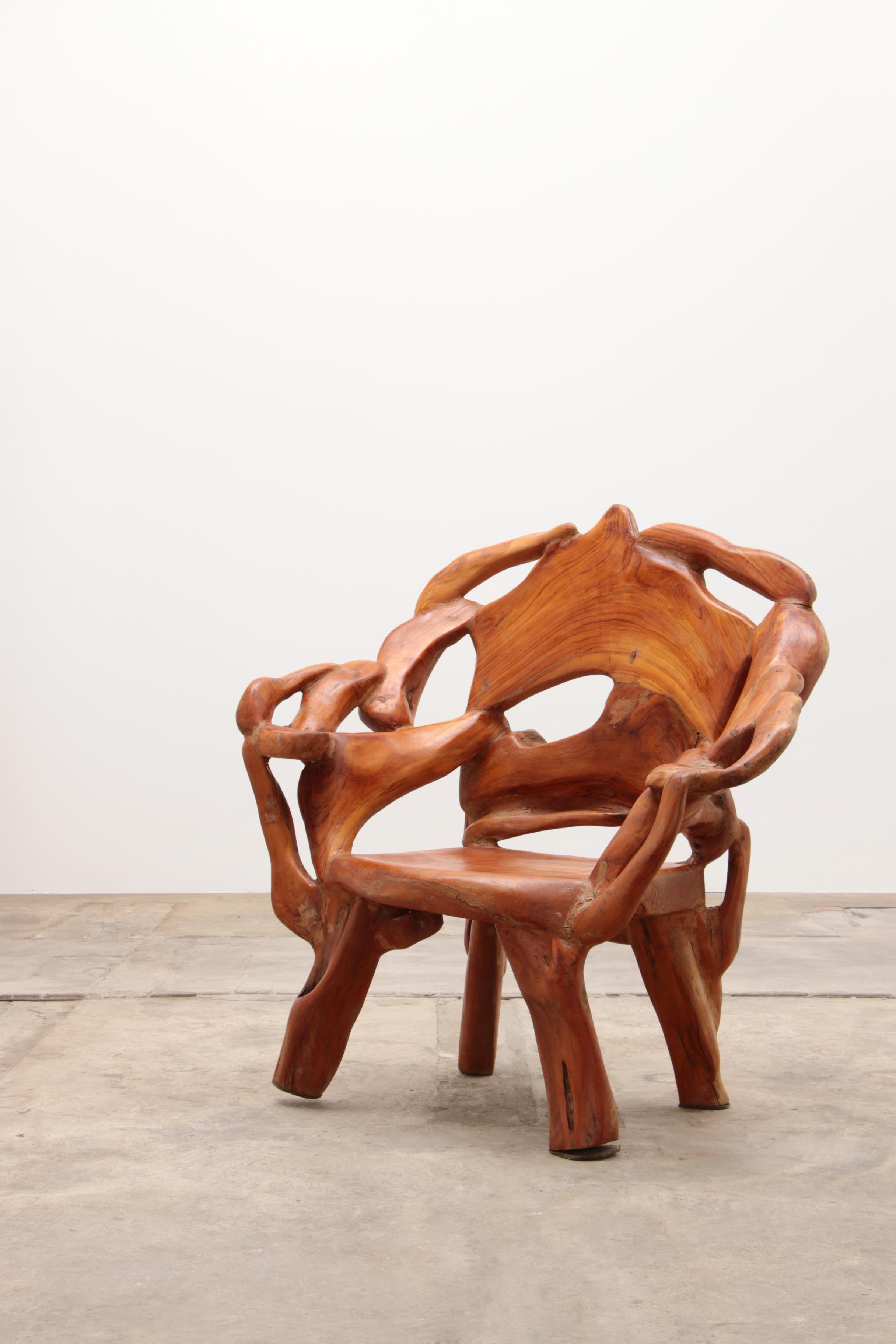 Sillón robusto de madera reciclada al estilo de Andrianna Shamaris US finales del siglo XX en venta