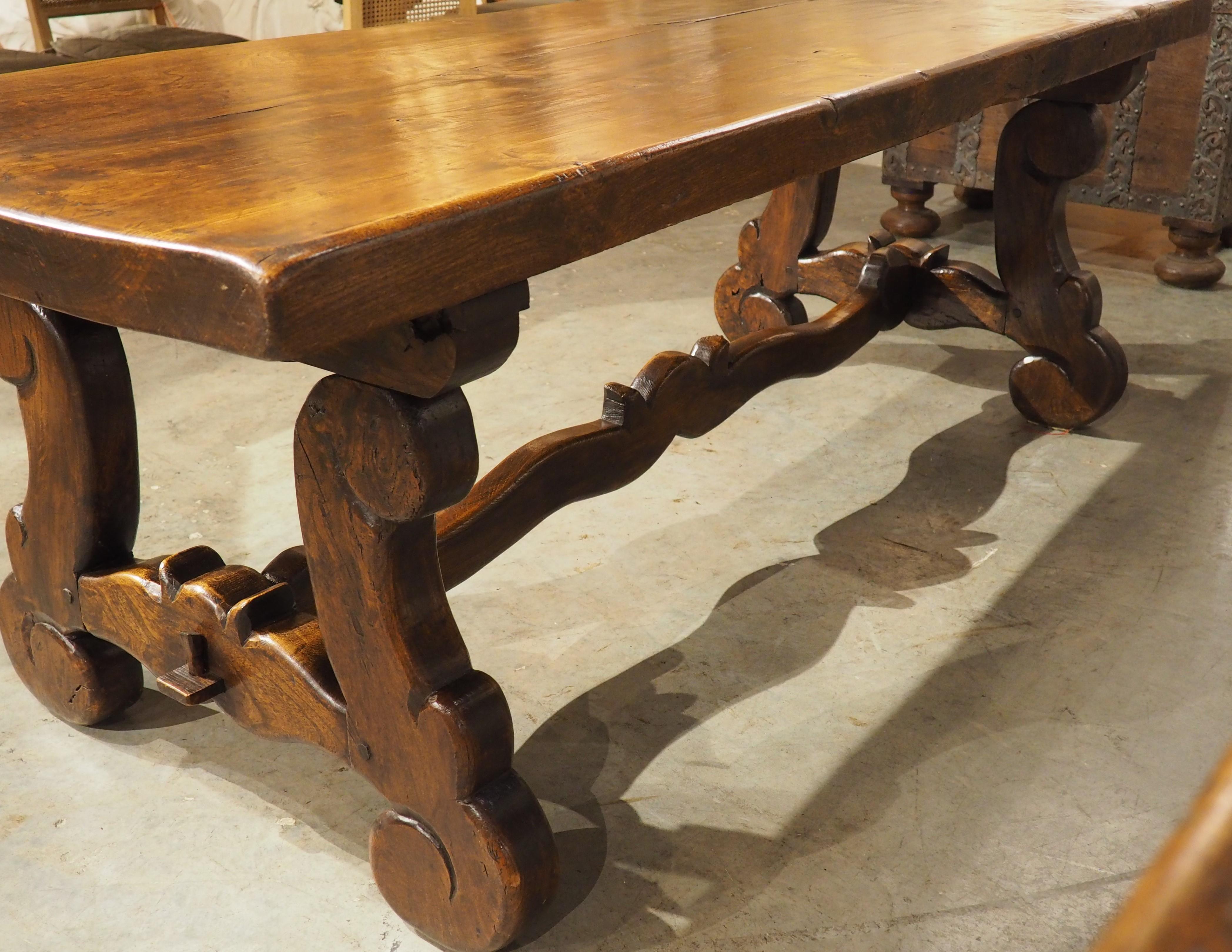 Robust Carved Elm Dining Table from Spain, Early 1900s For Sale 5