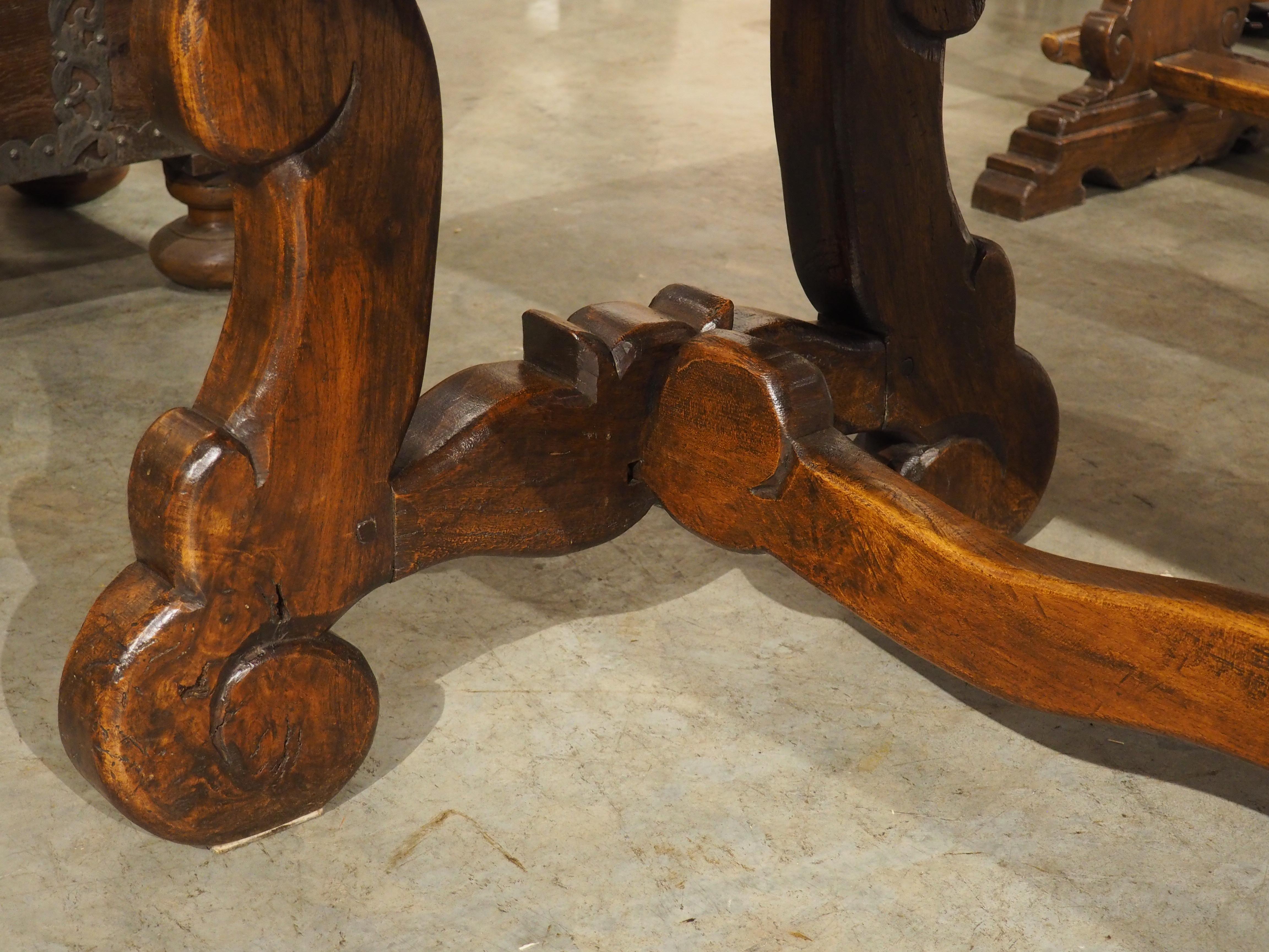 20th Century Robust Carved Elm Dining Table from Spain, Early 1900s For Sale
